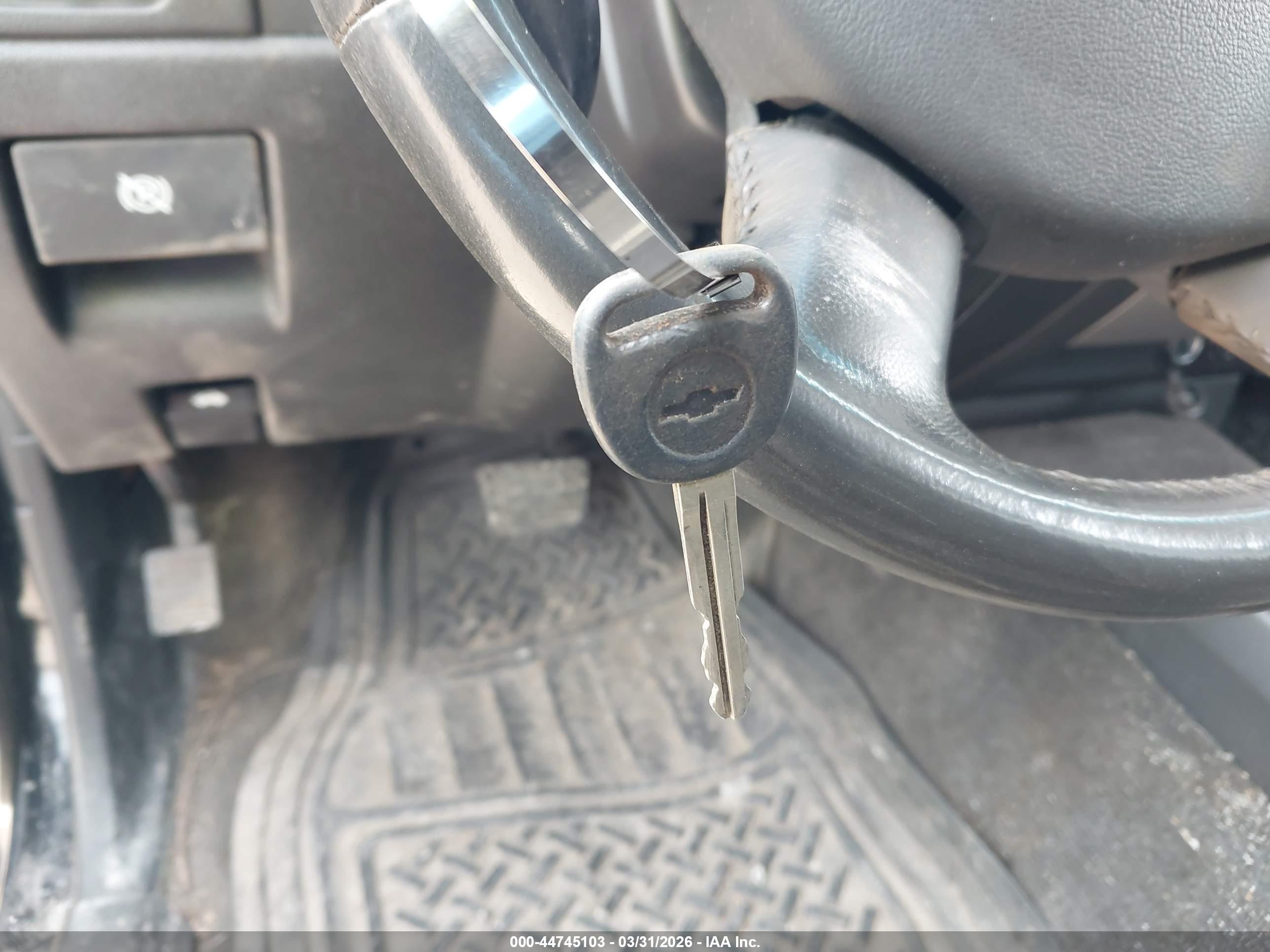 CHEVROLET COLORADO image 11