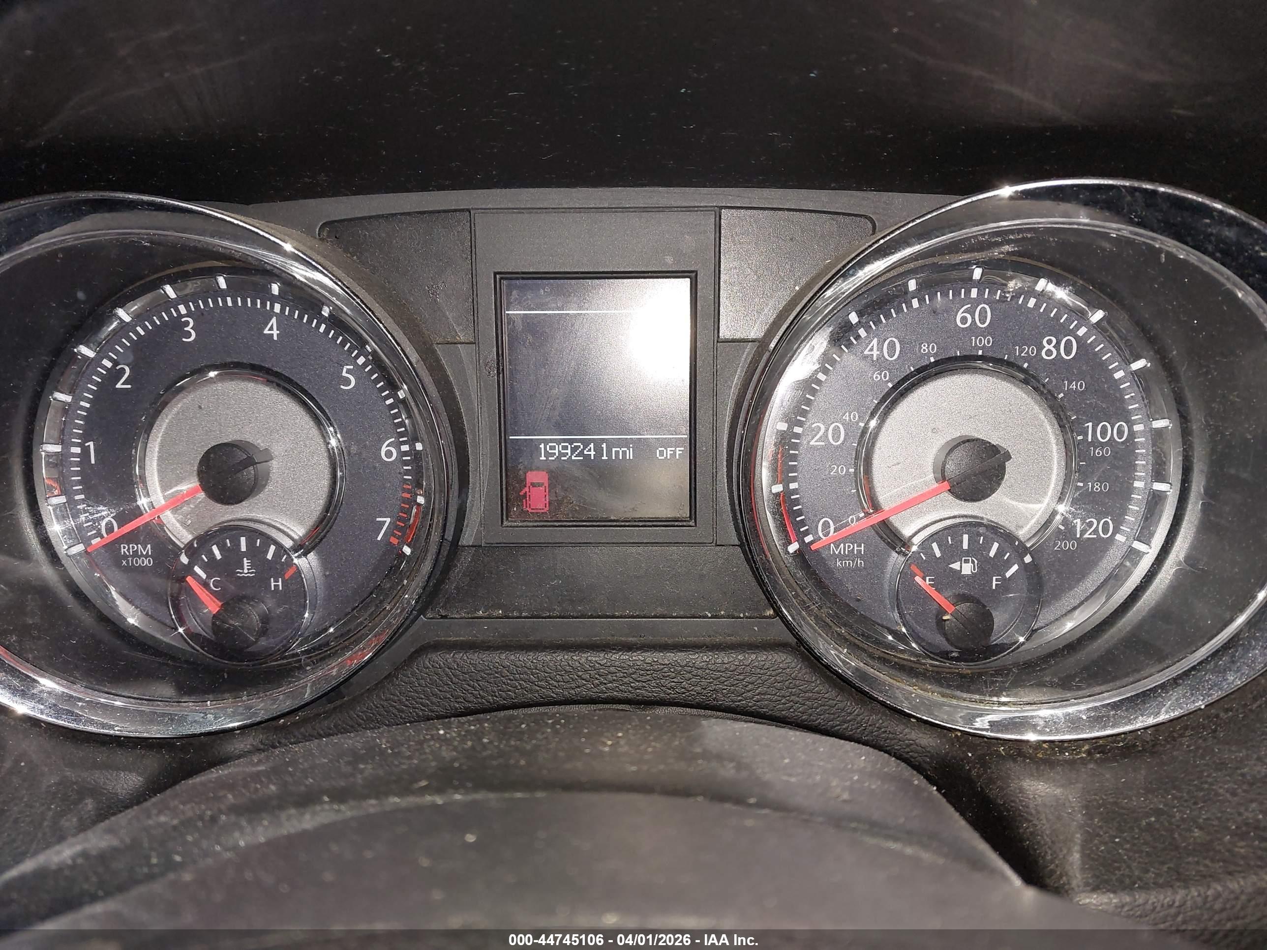 CHRYSLER TOWN image 7