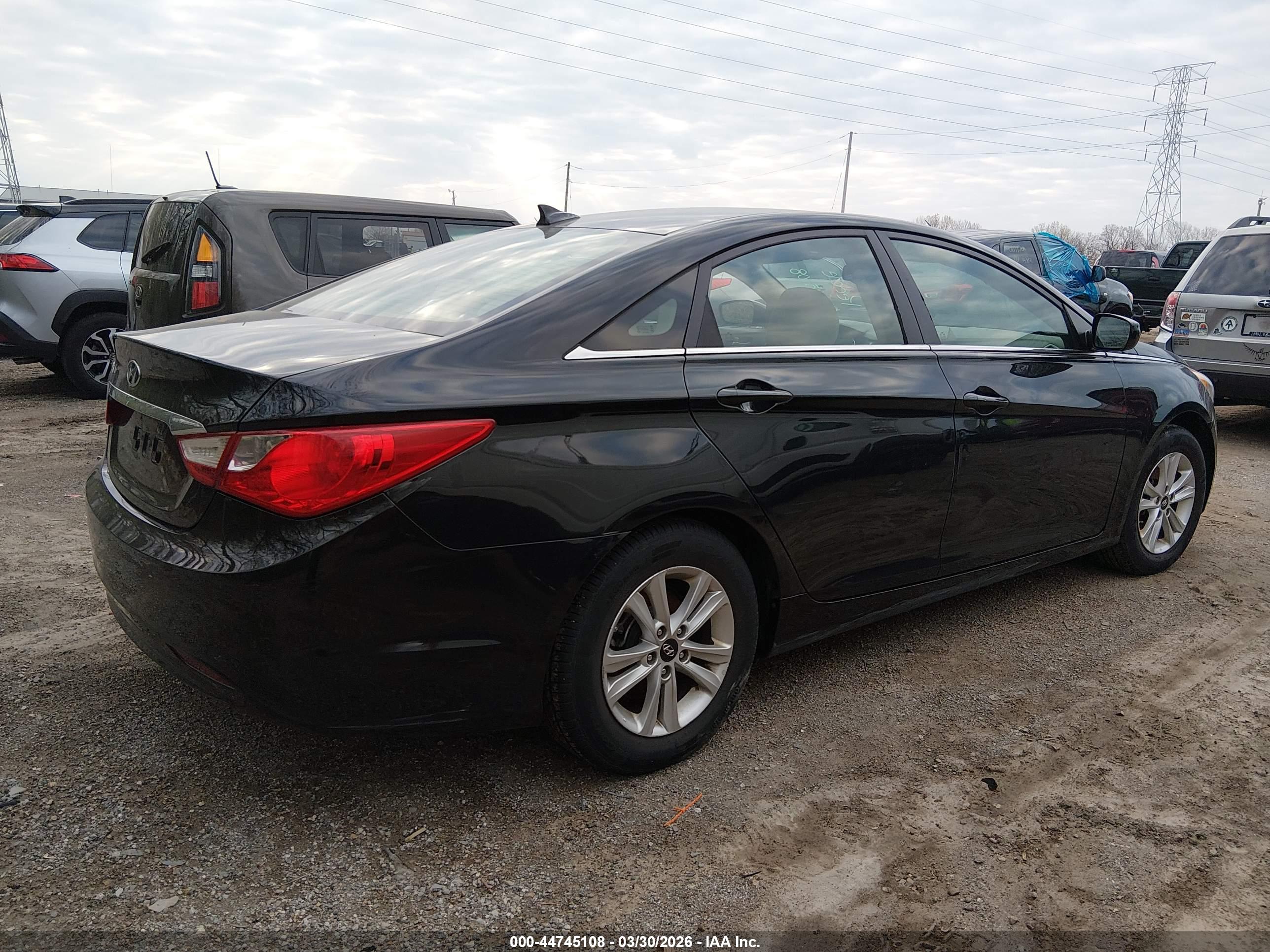 HYUNDAI SONATA image 4