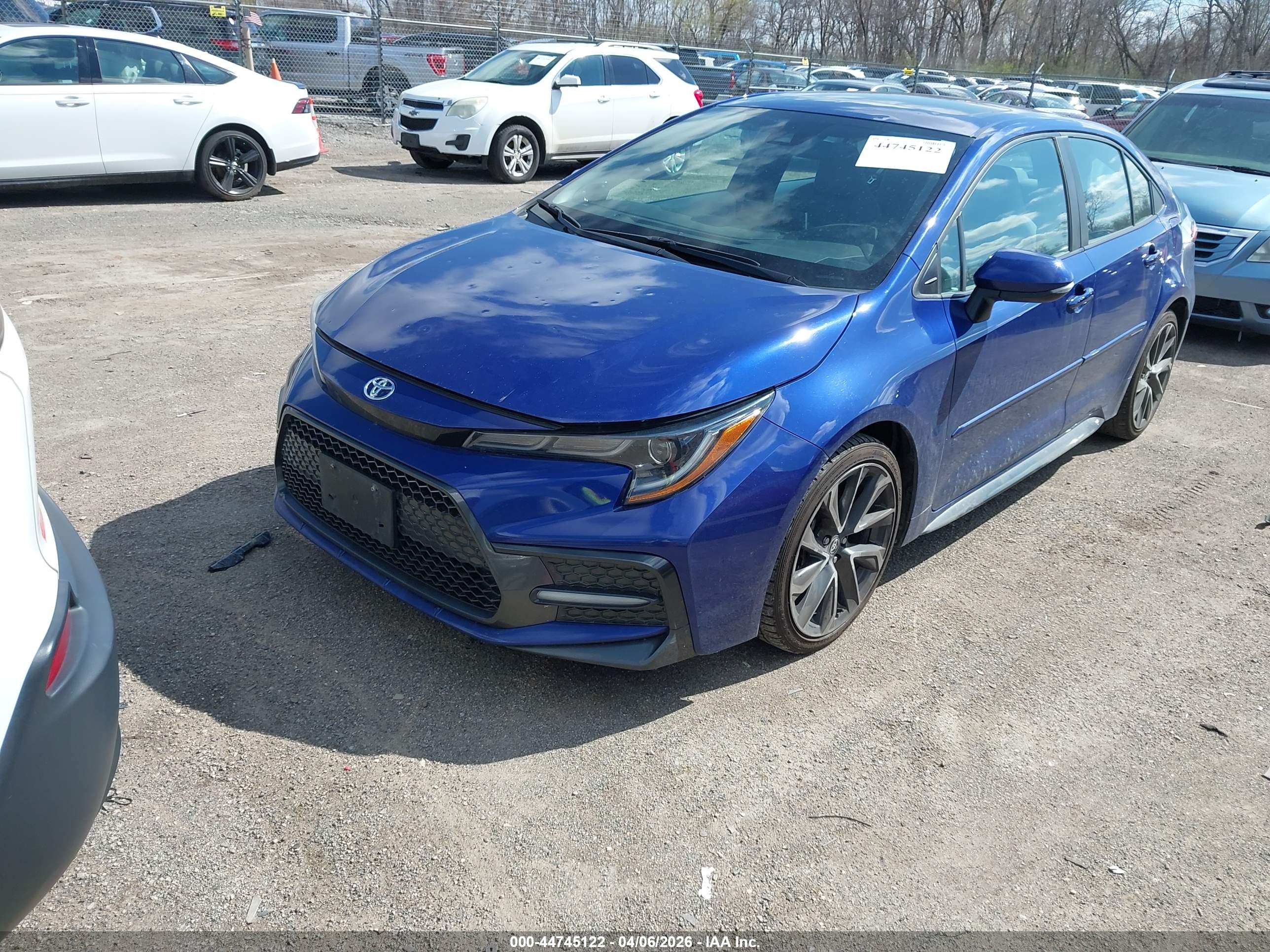 TOYOTA COROLLA image 2
