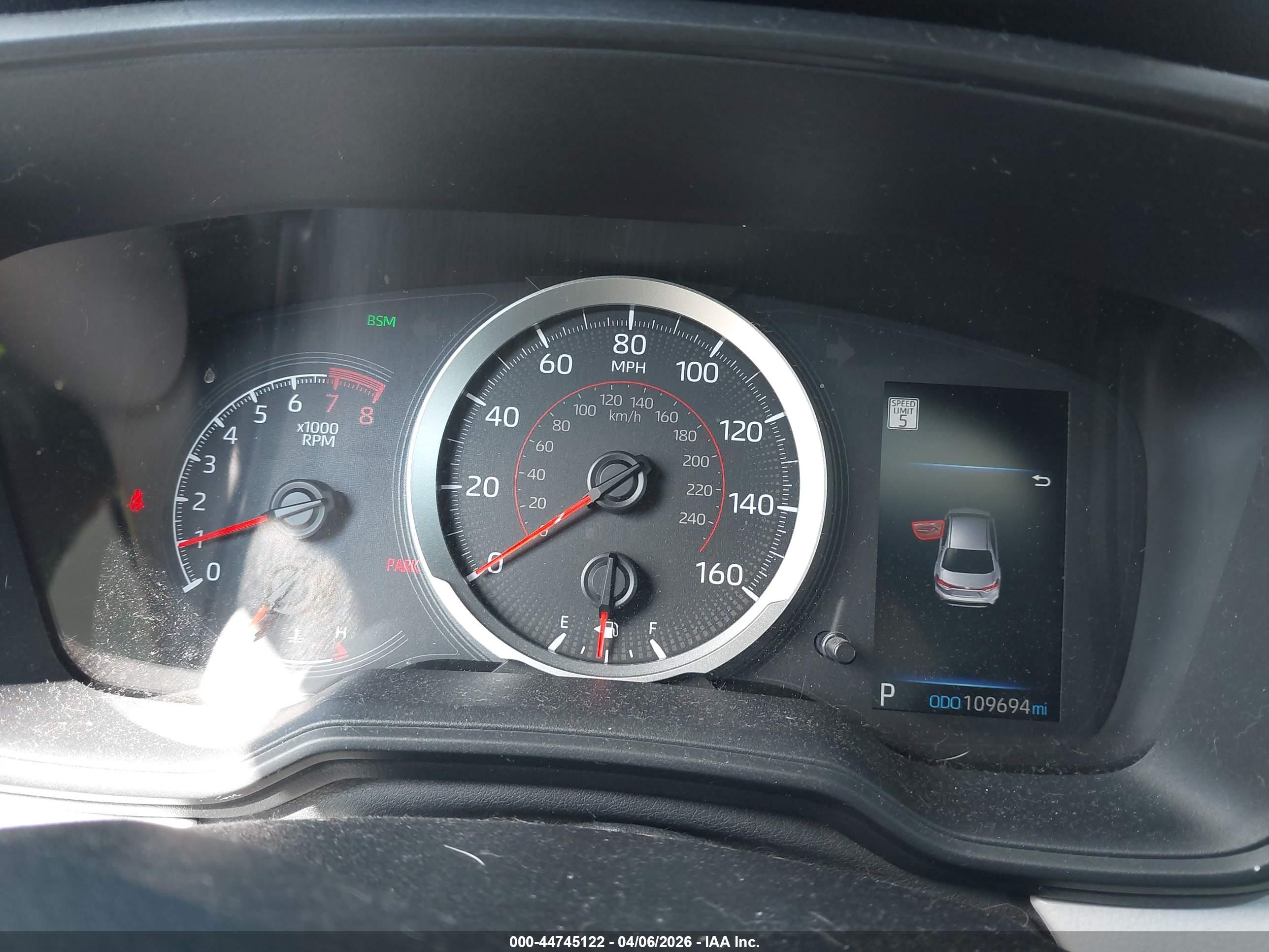 TOYOTA COROLLA image 7