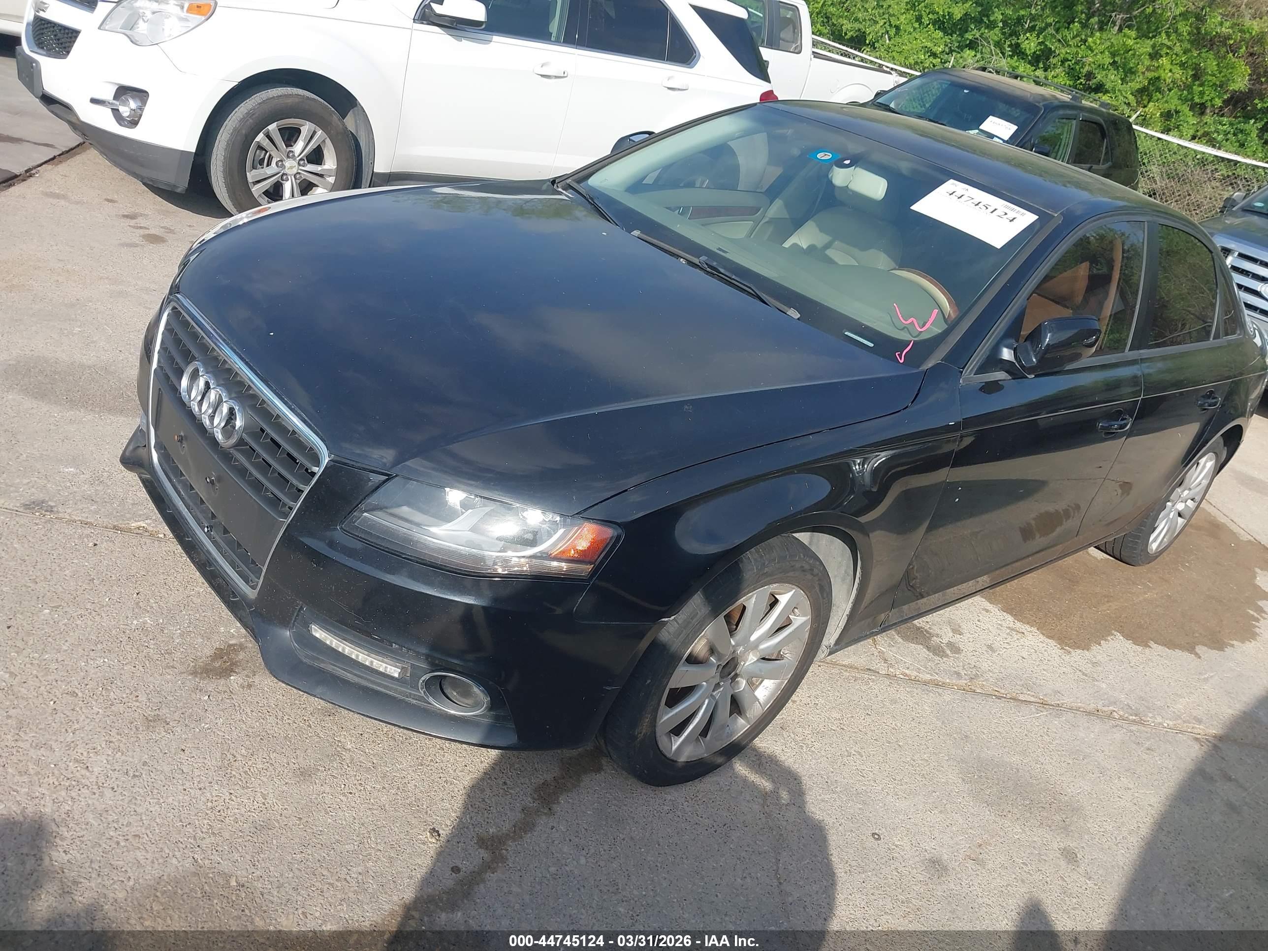 AUDI A4 image 2