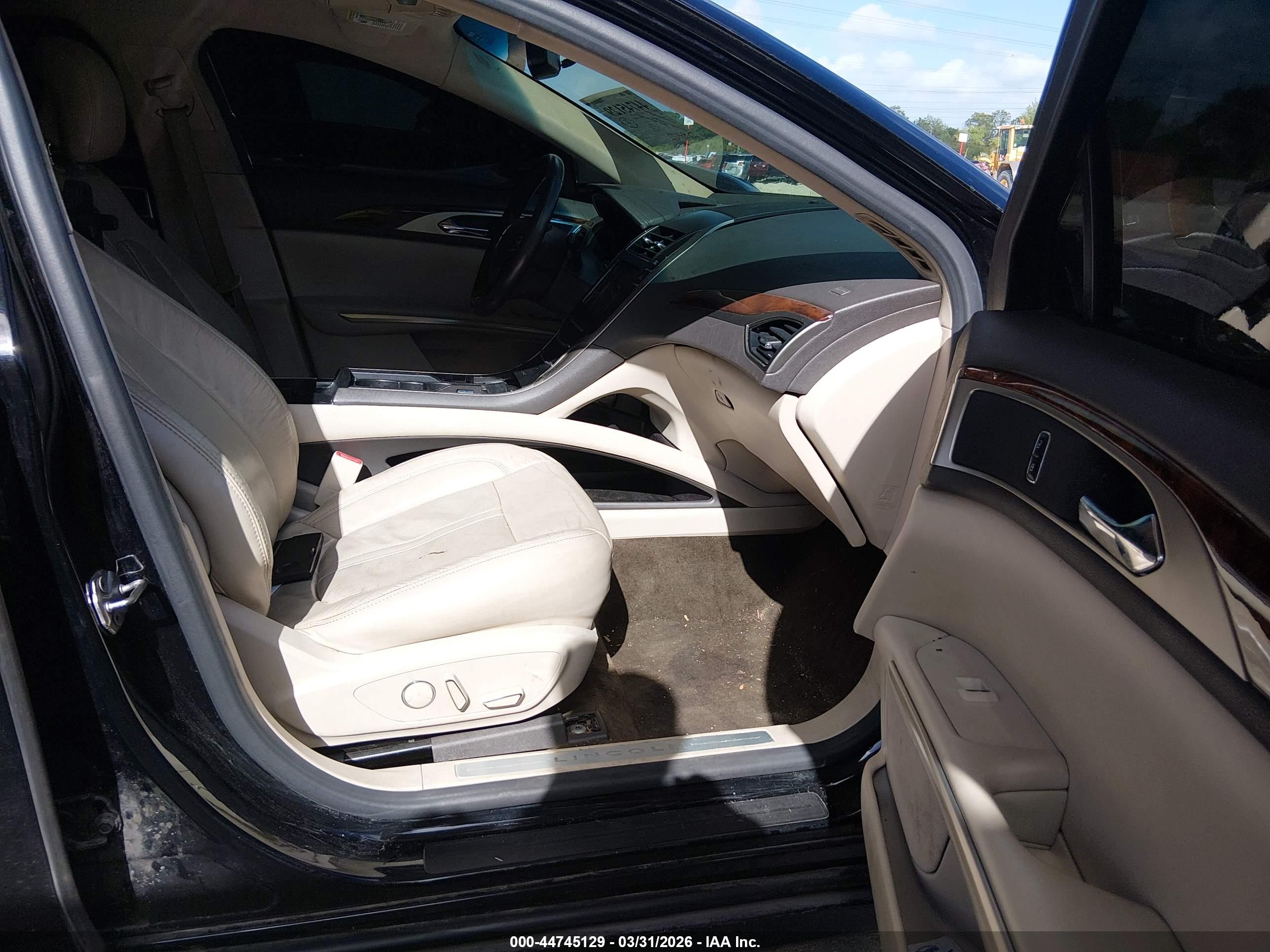 LINCOLN MKZ image 5
