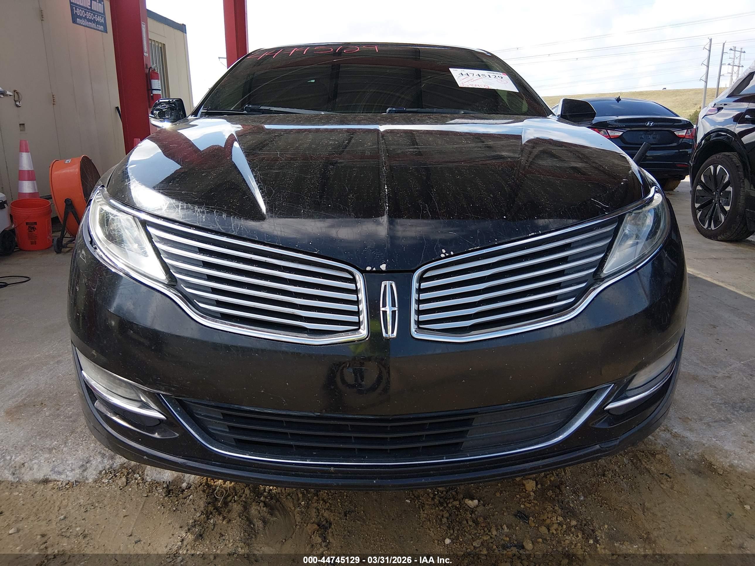 LINCOLN MKZ image 6