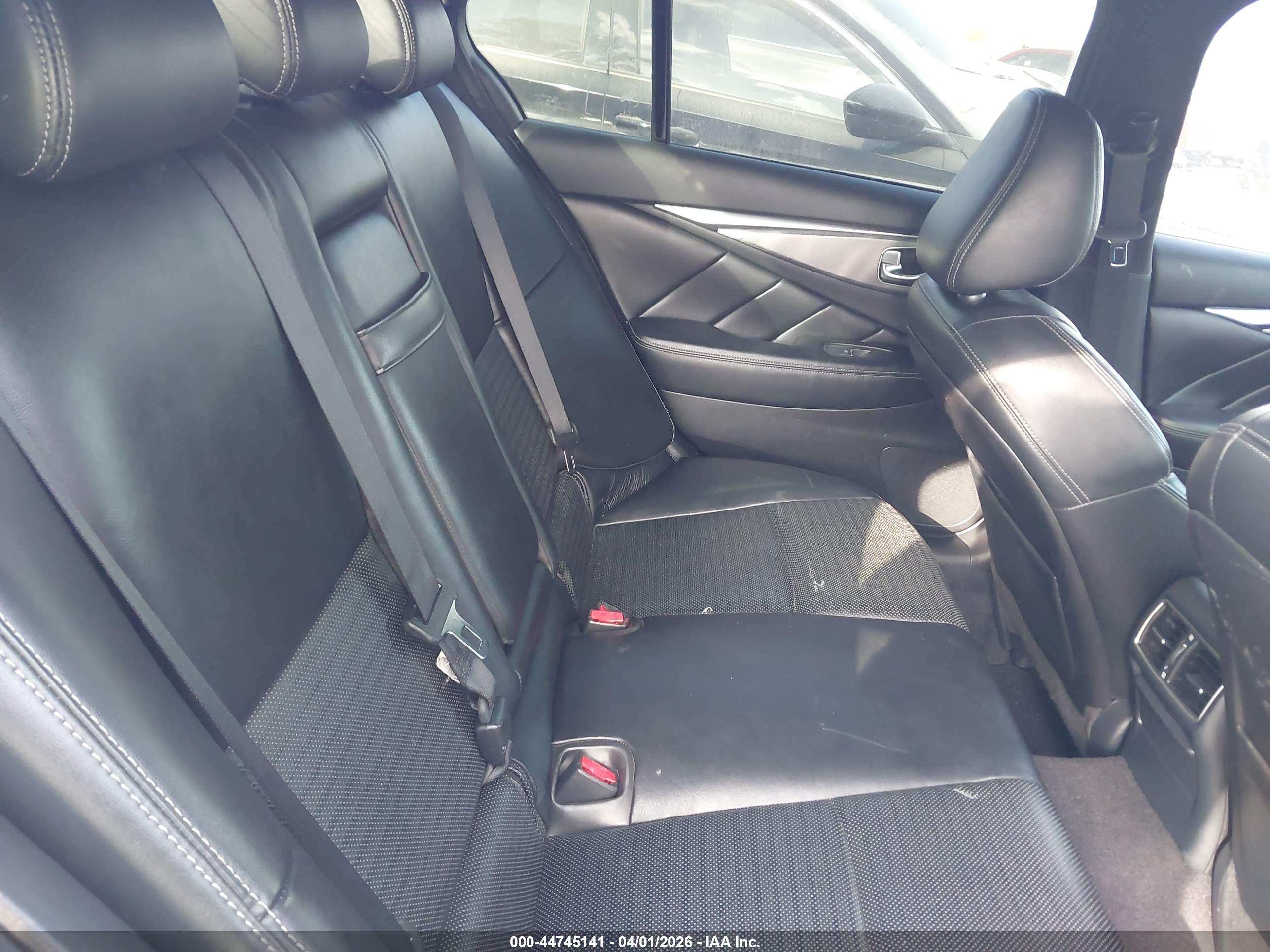INFINITI Q50 image 8