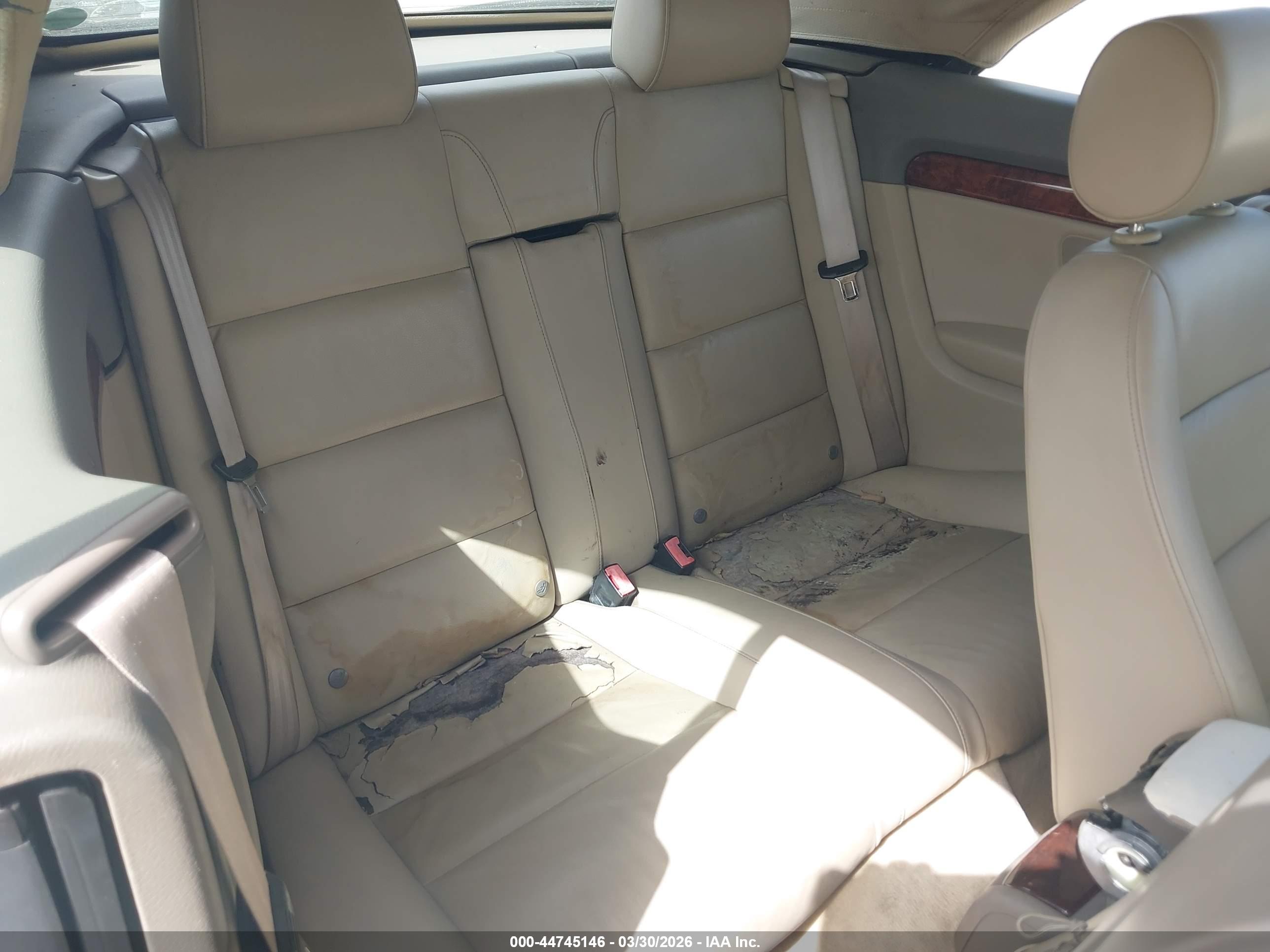 AUDI A4 image 8