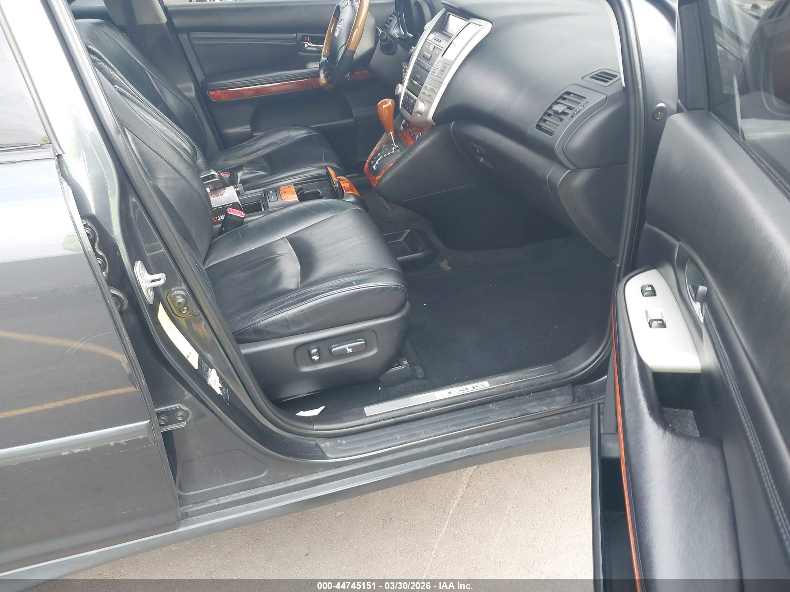 LEXUS RX image 5