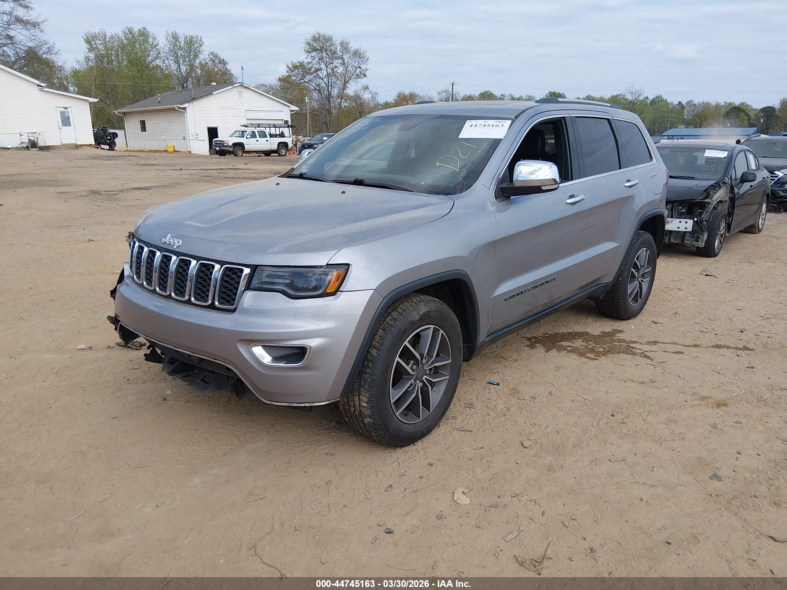 JEEP GRAND image 2