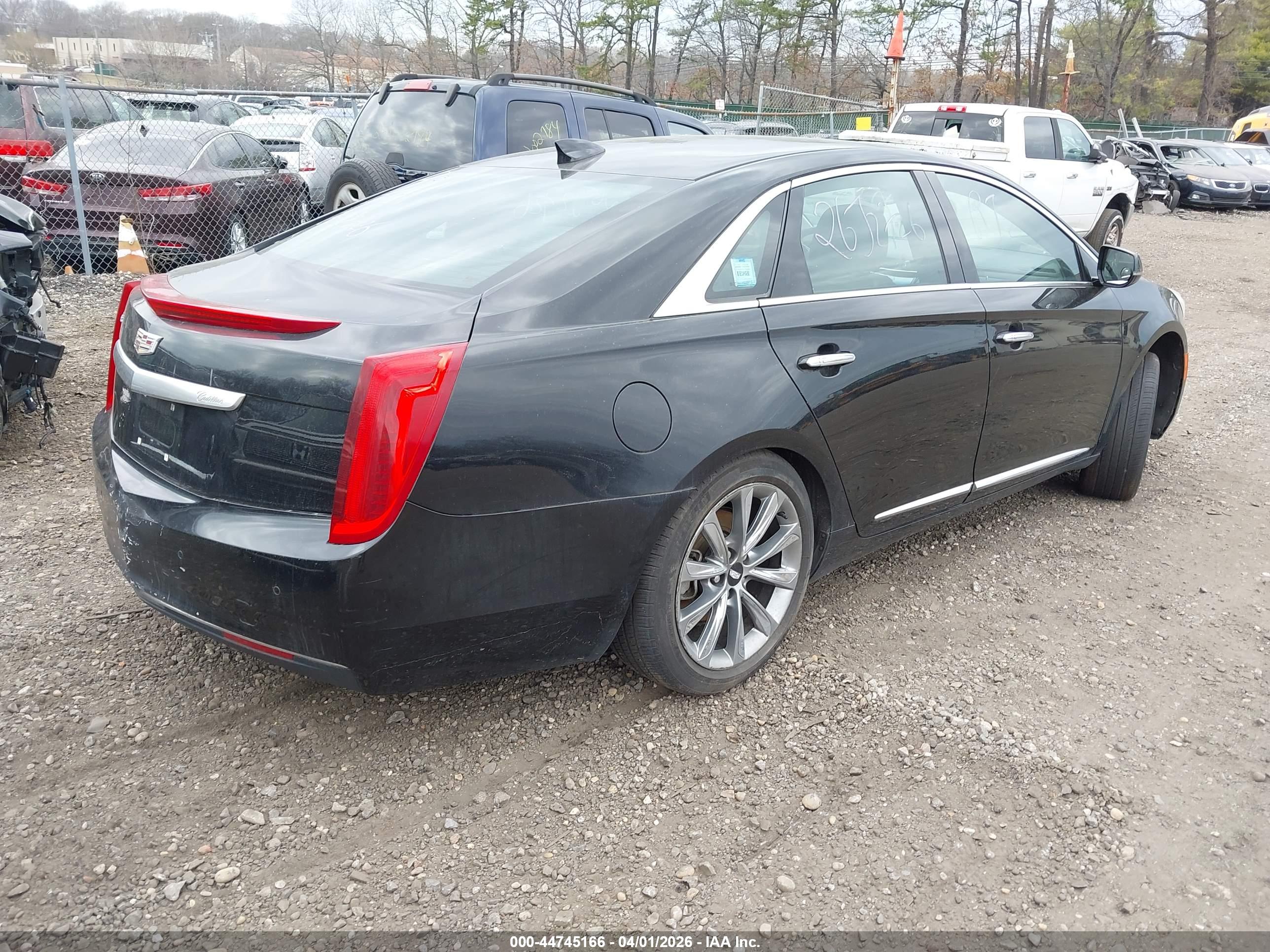 CADILLAC XTS image 4