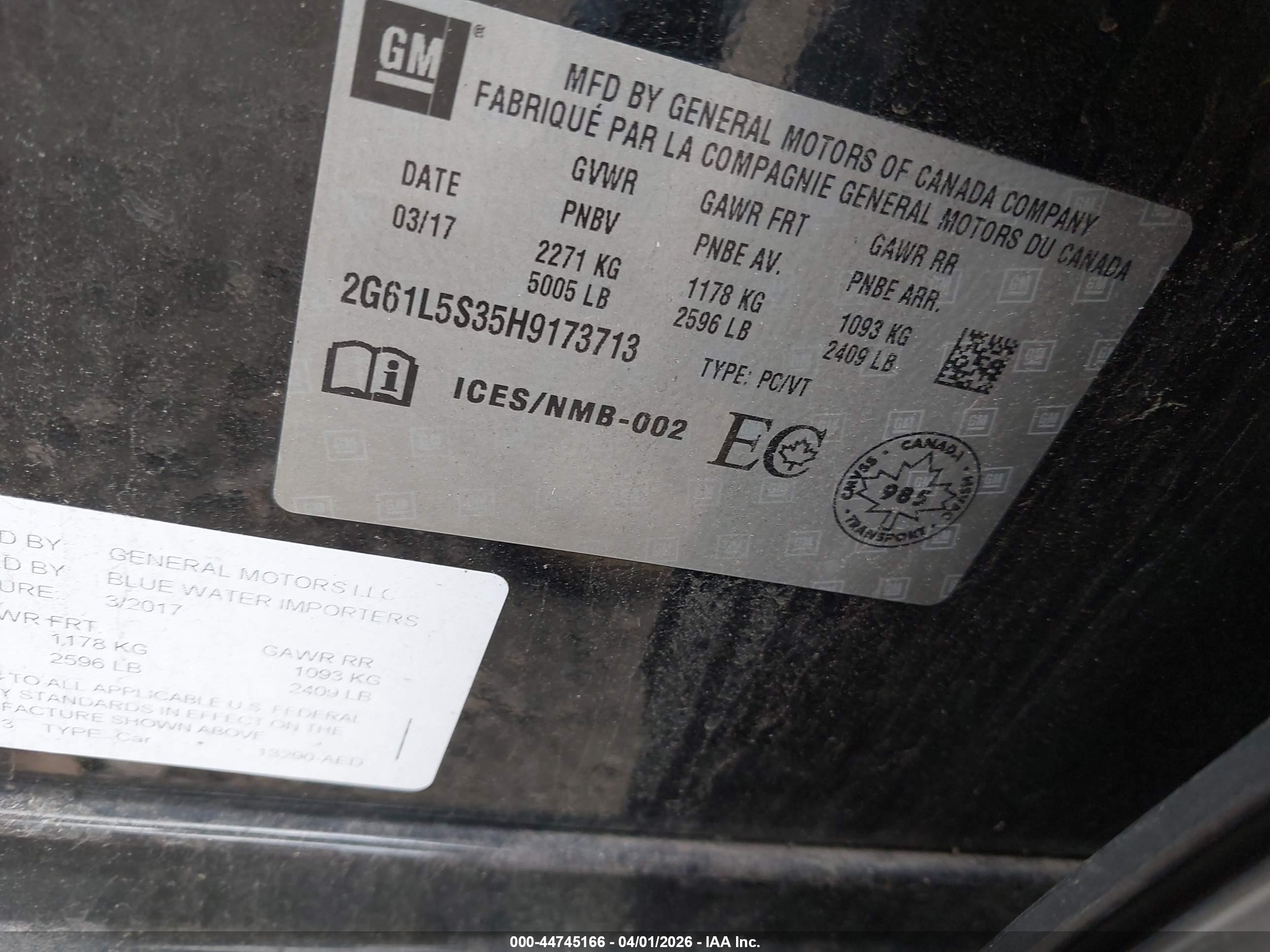CADILLAC XTS image 9