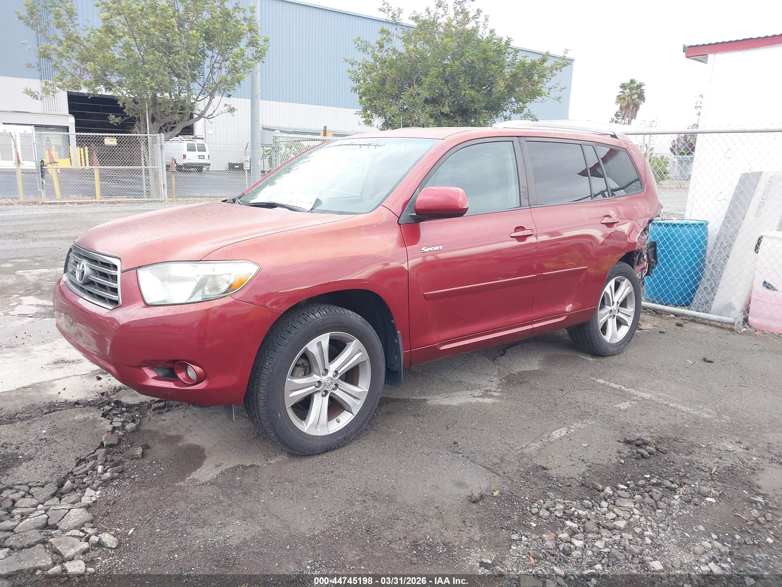 TOYOTA HIGHLANDER image 2