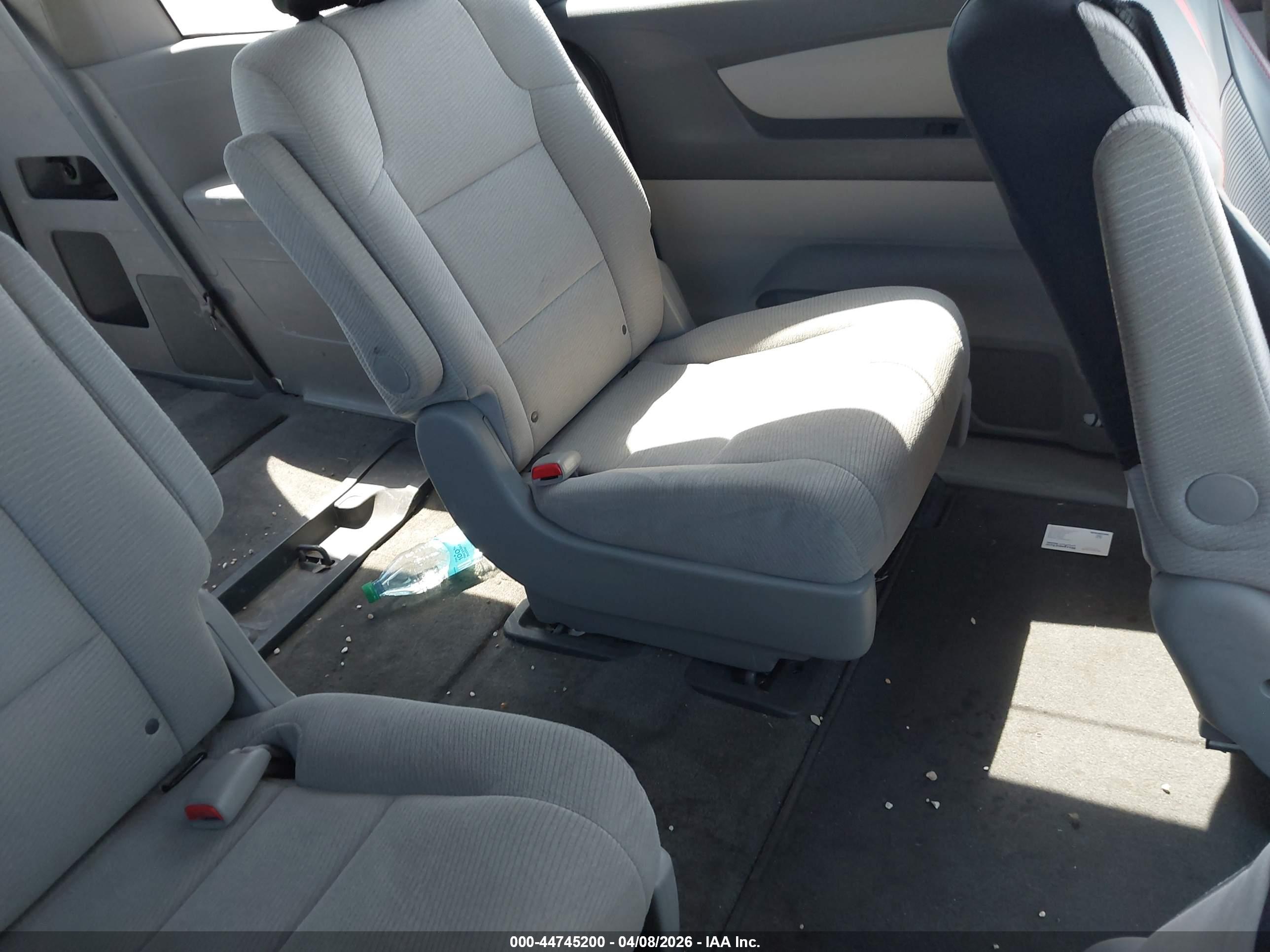 HONDA ODYSSEY image 8