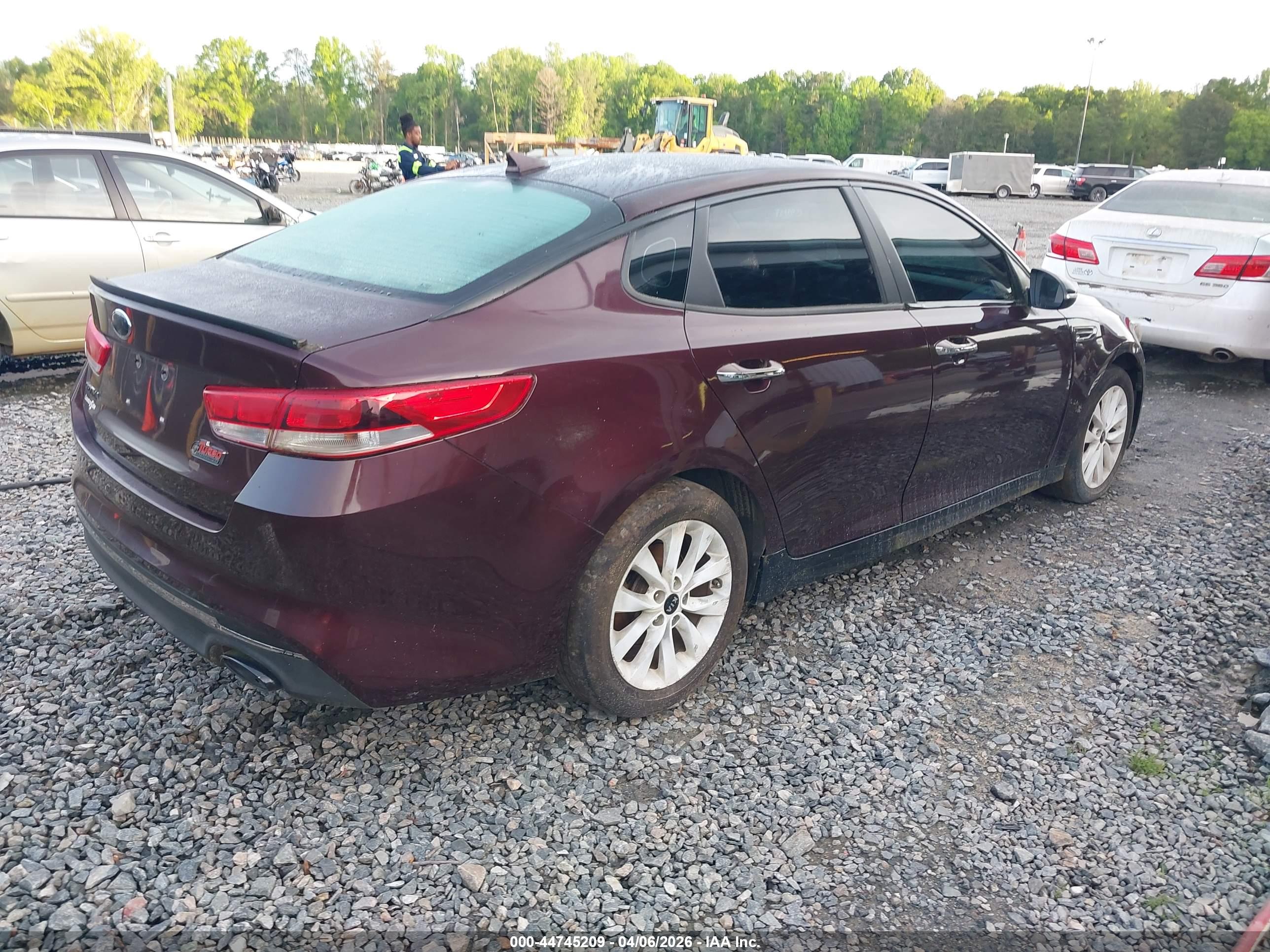 KIA OPTIMA image 4
