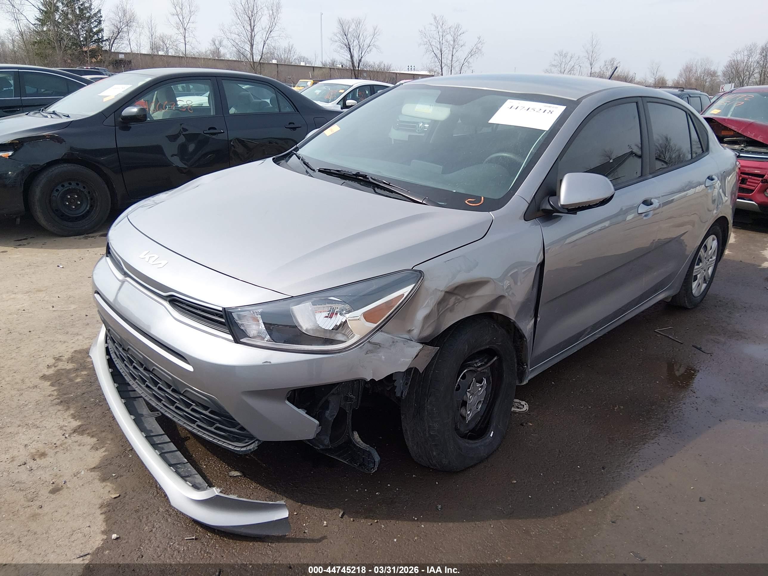 KIA RIO image 6