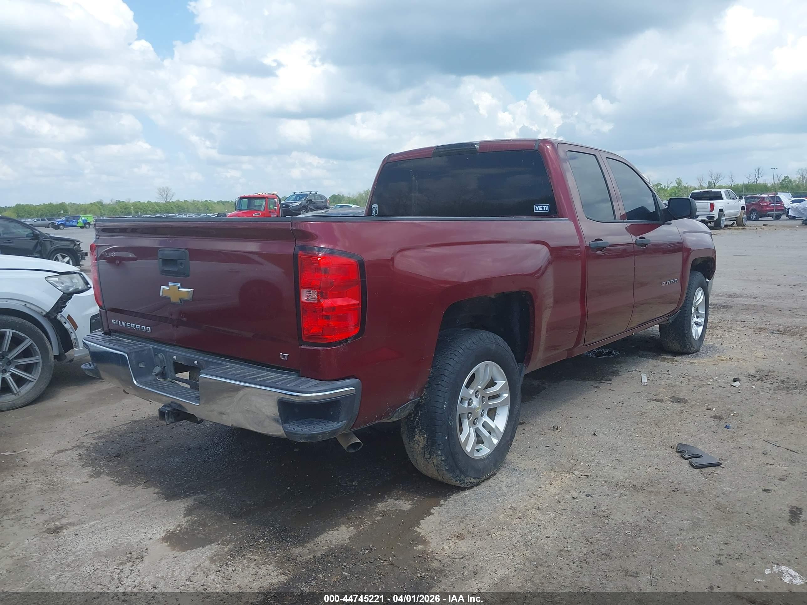 CHEVROLET SILVERADO image 4