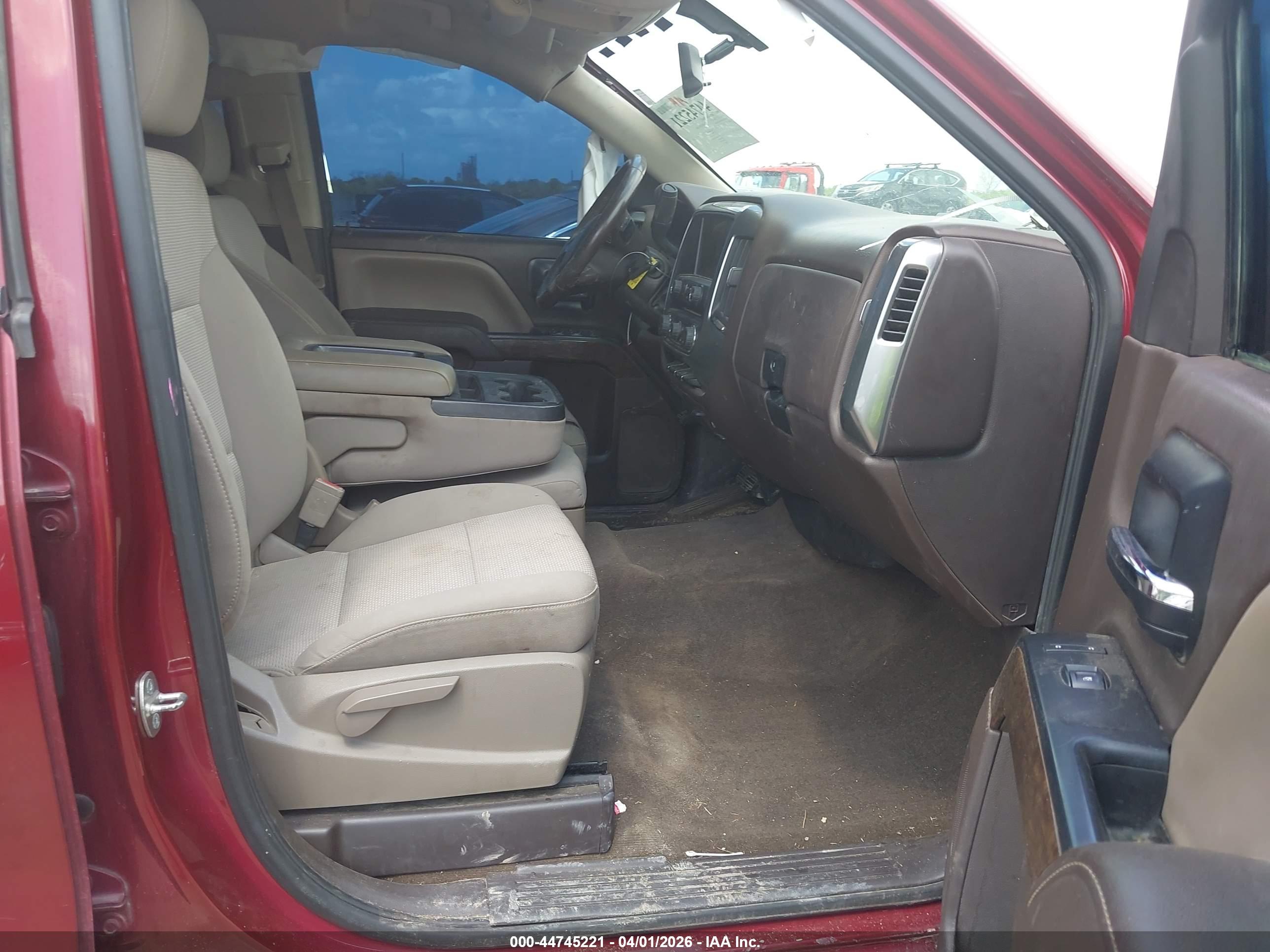 CHEVROLET SILVERADO image 5