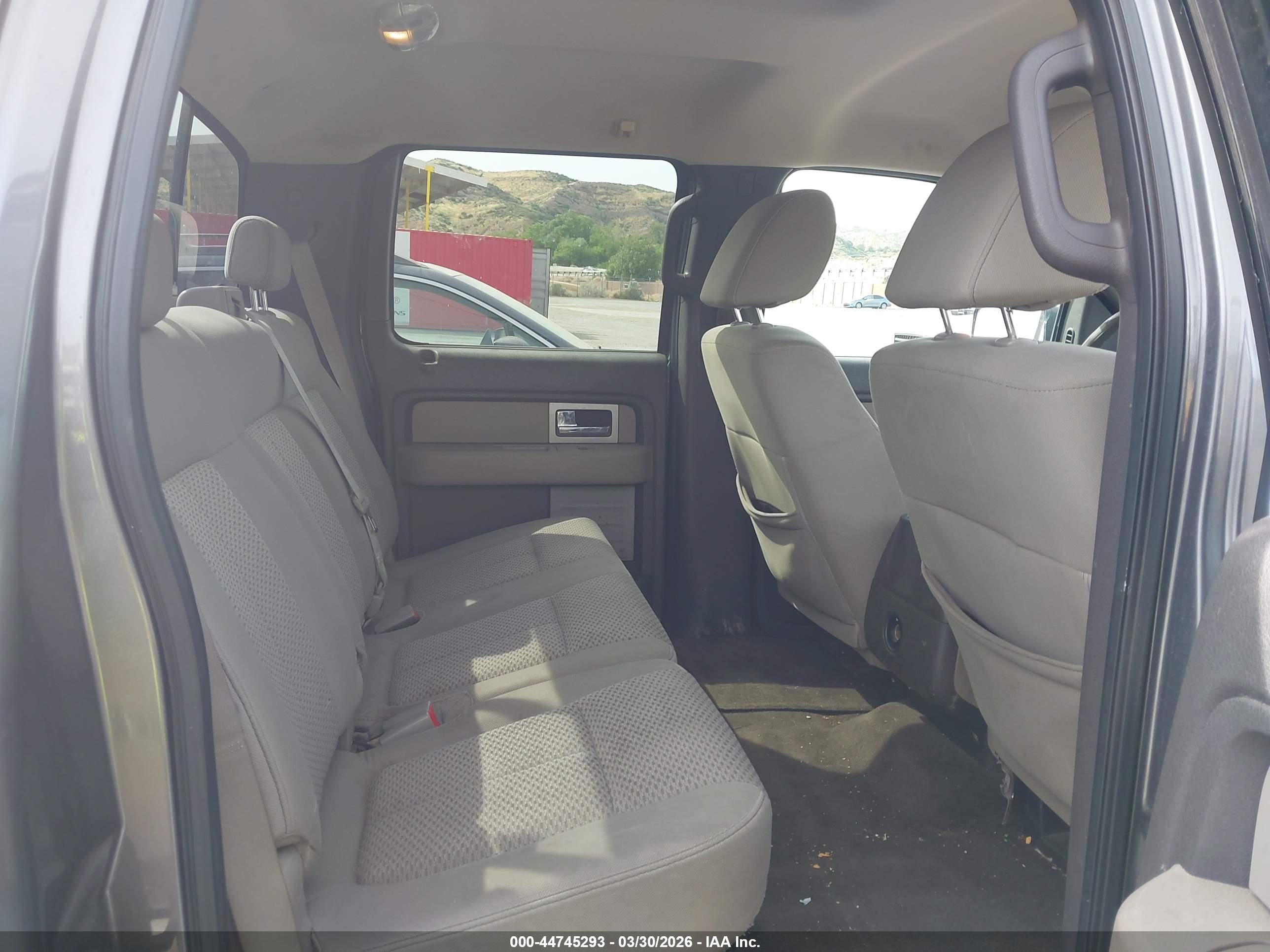 FORD F-150 image 8