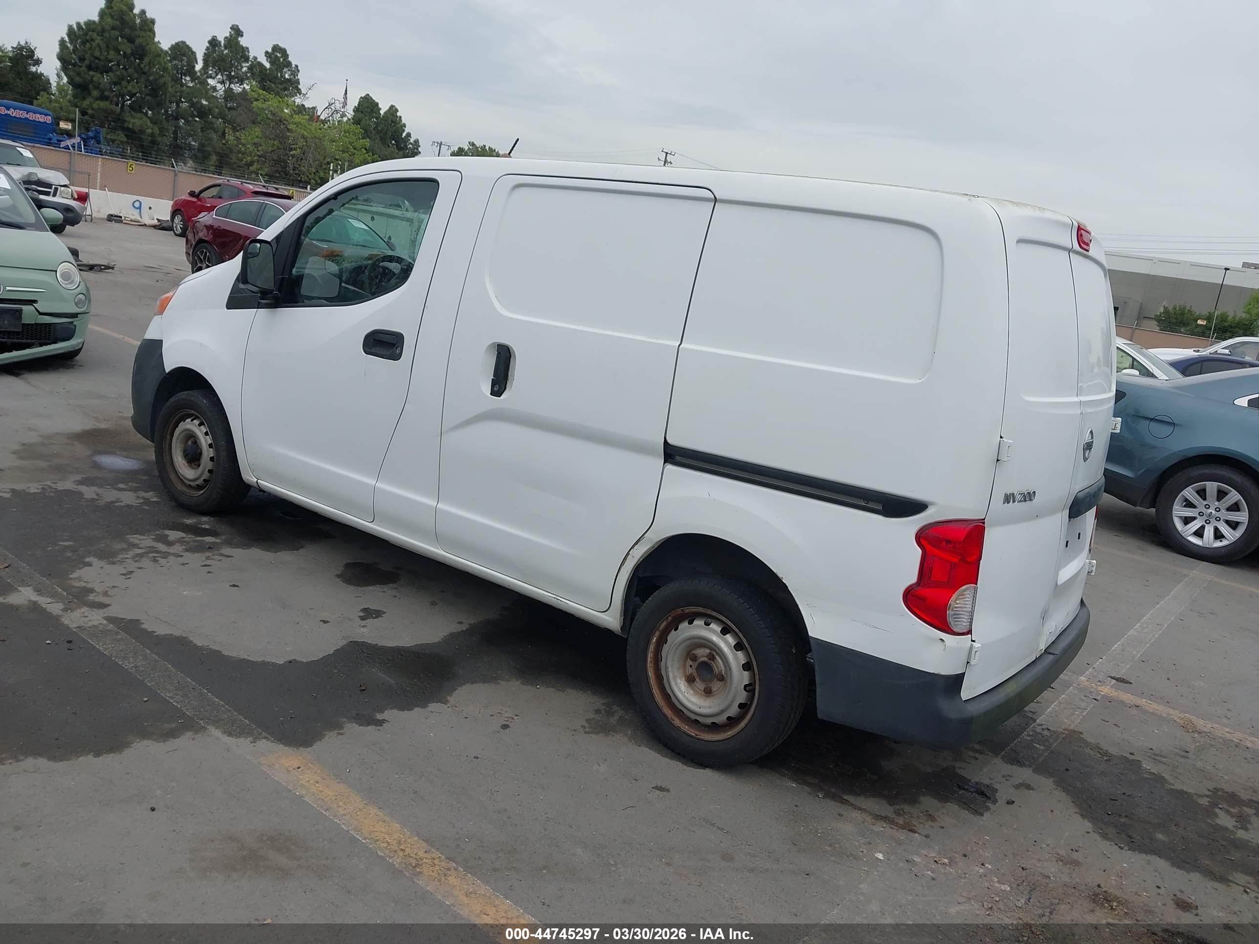 NISSAN NV200 image 3