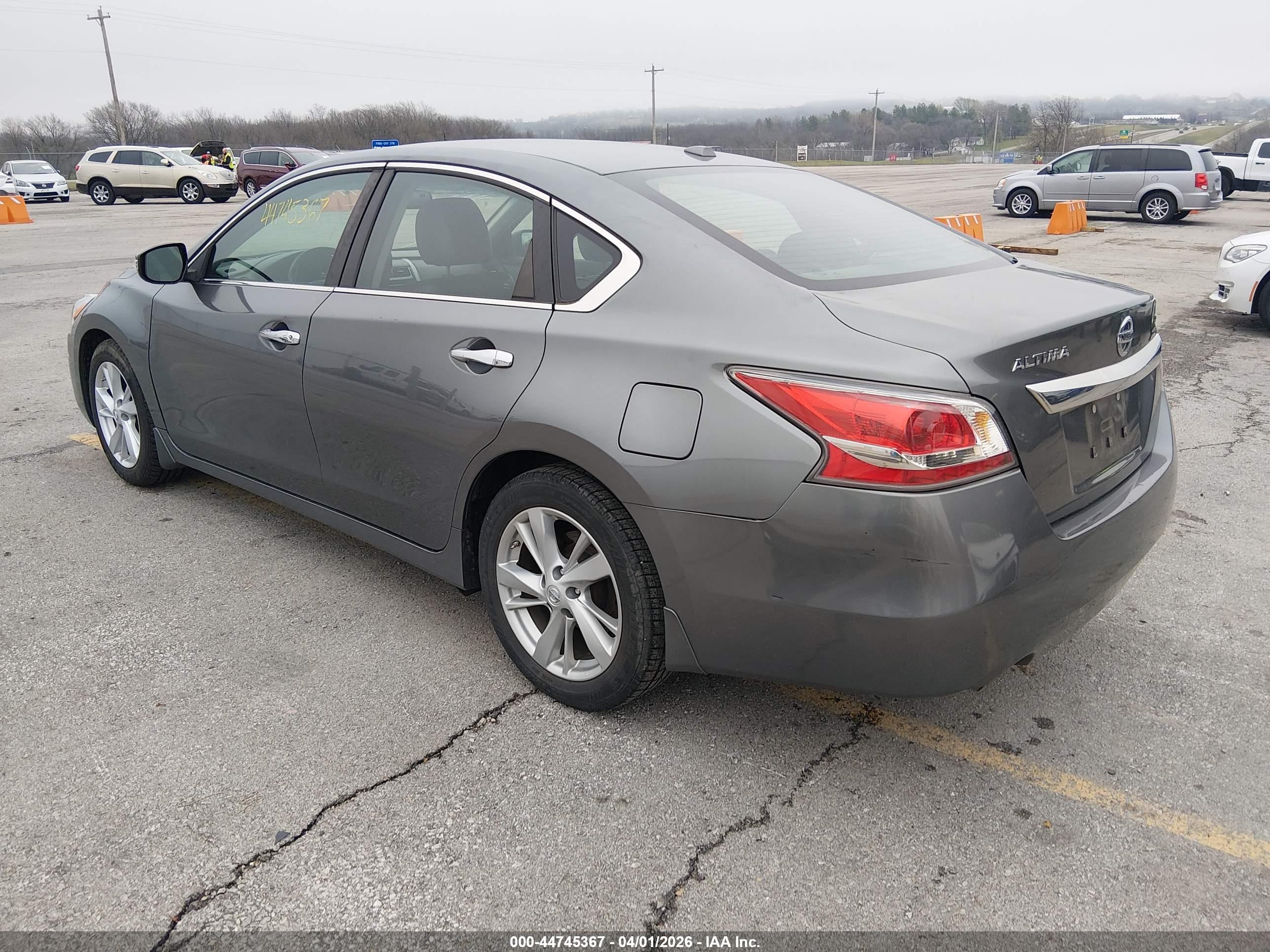 NISSAN ALTIMA image 3