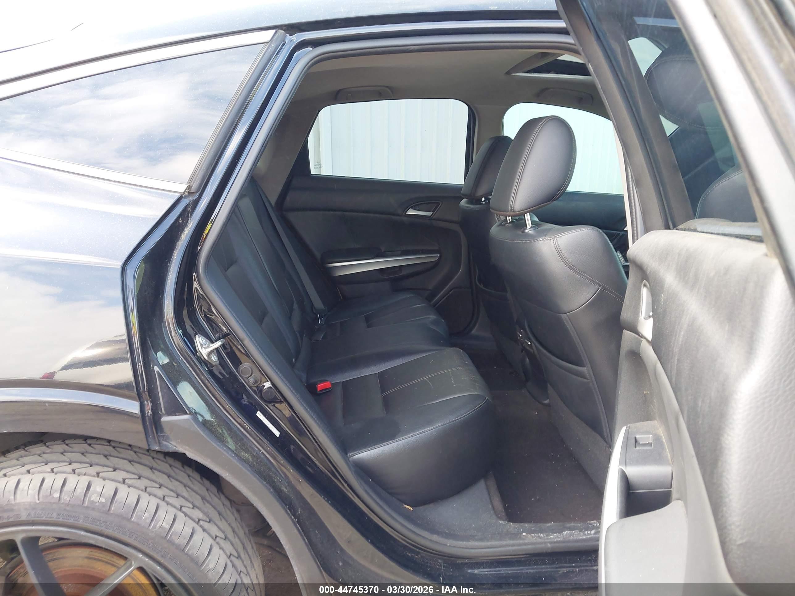 HONDA CROSSTOUR image 8