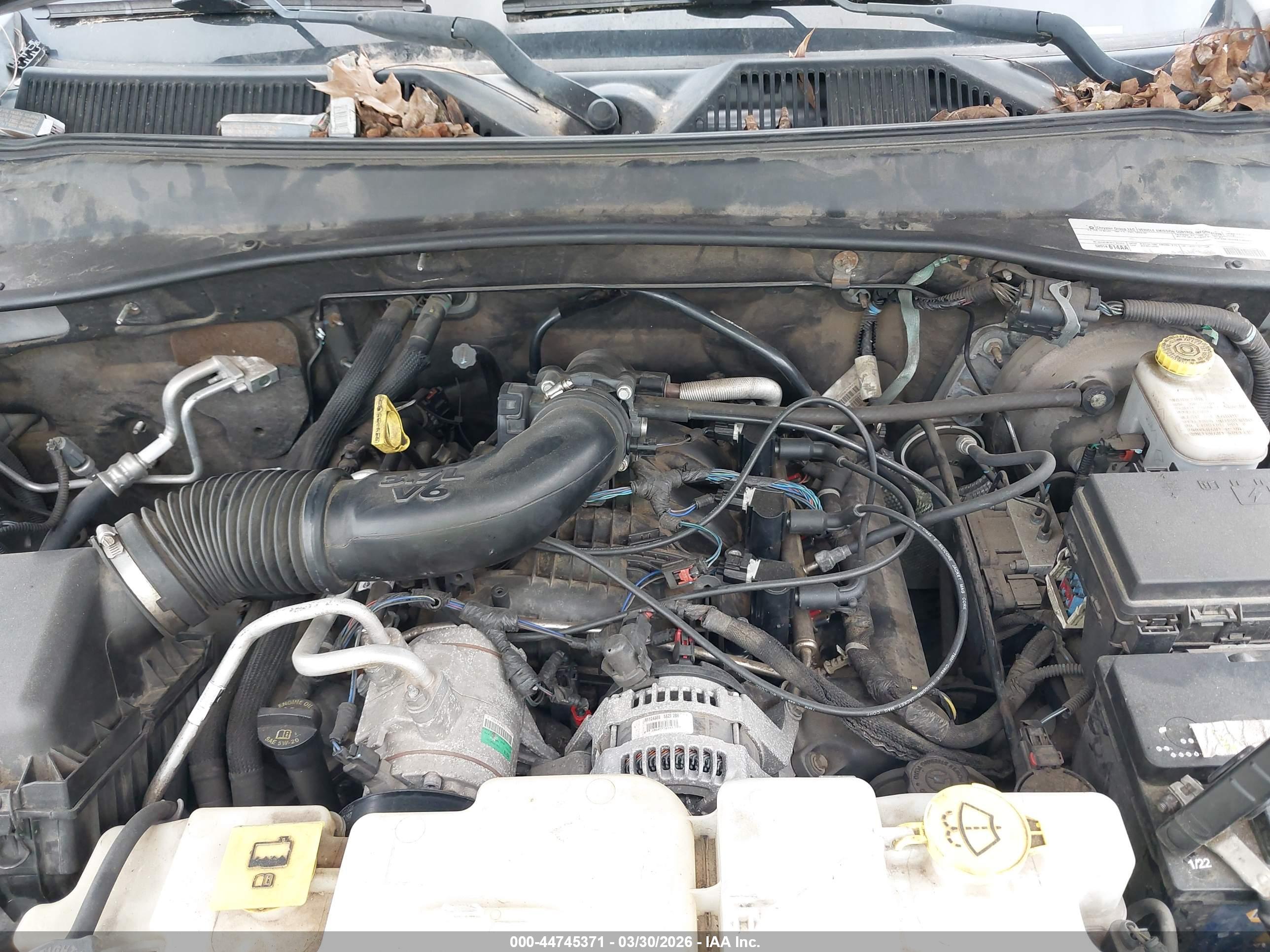 DODGE NITRO image 10
