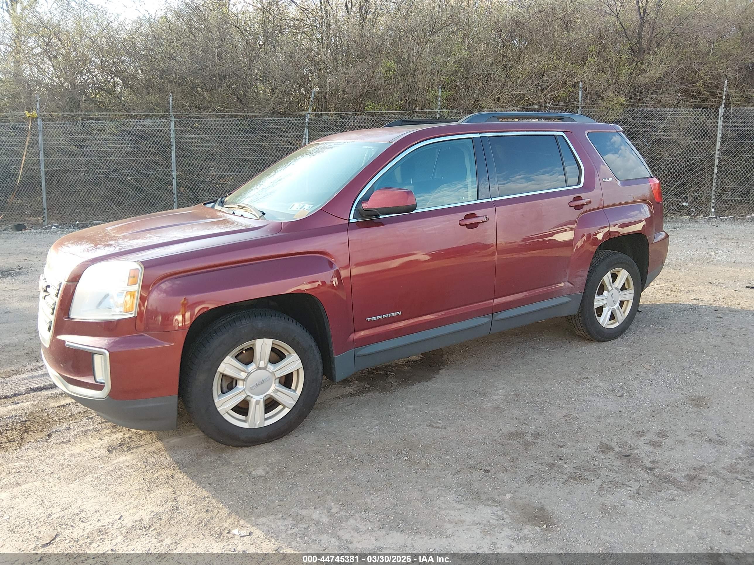 GMC TERRAIN image 2