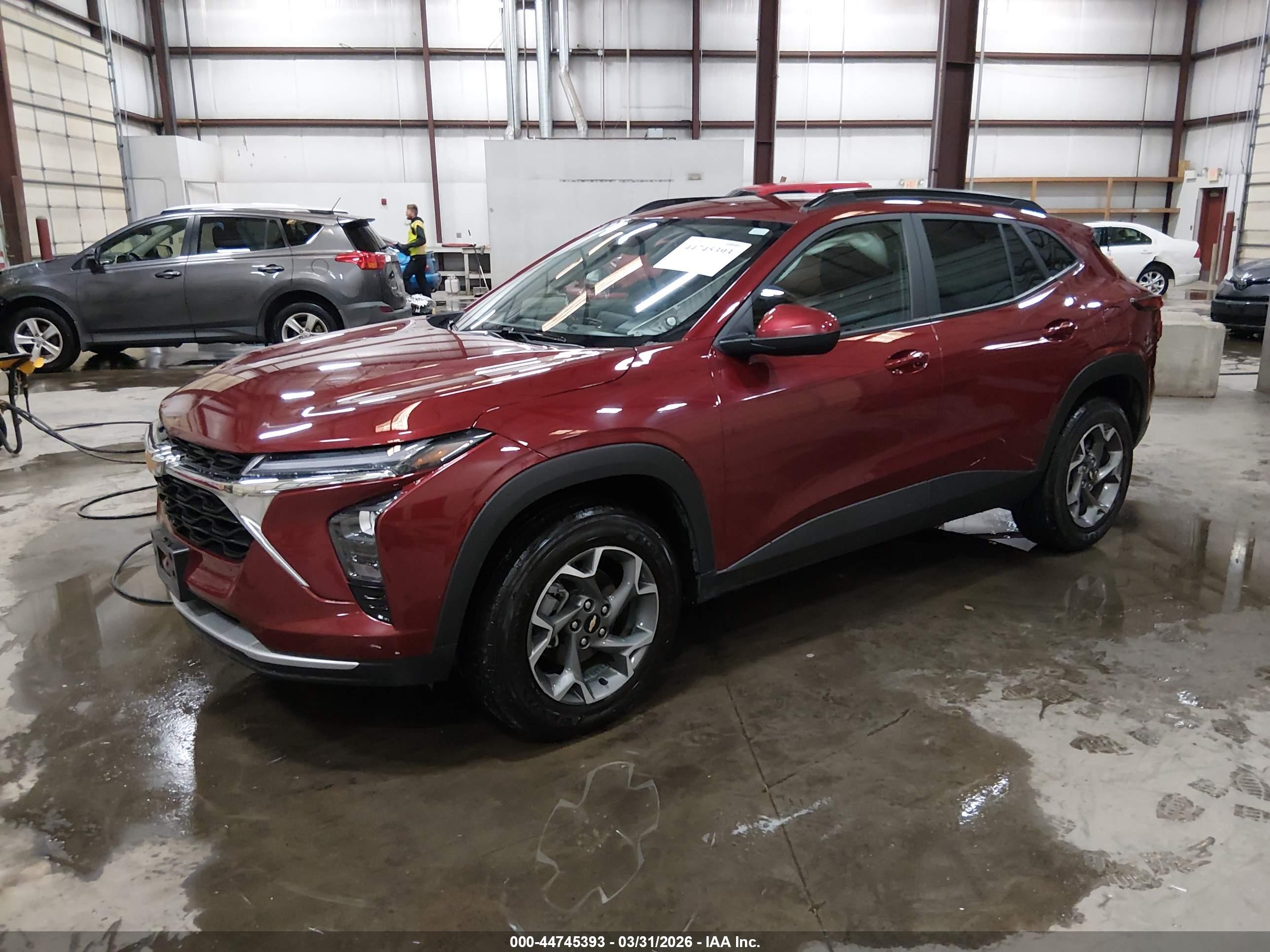 CHEVROLET TRAX image 2