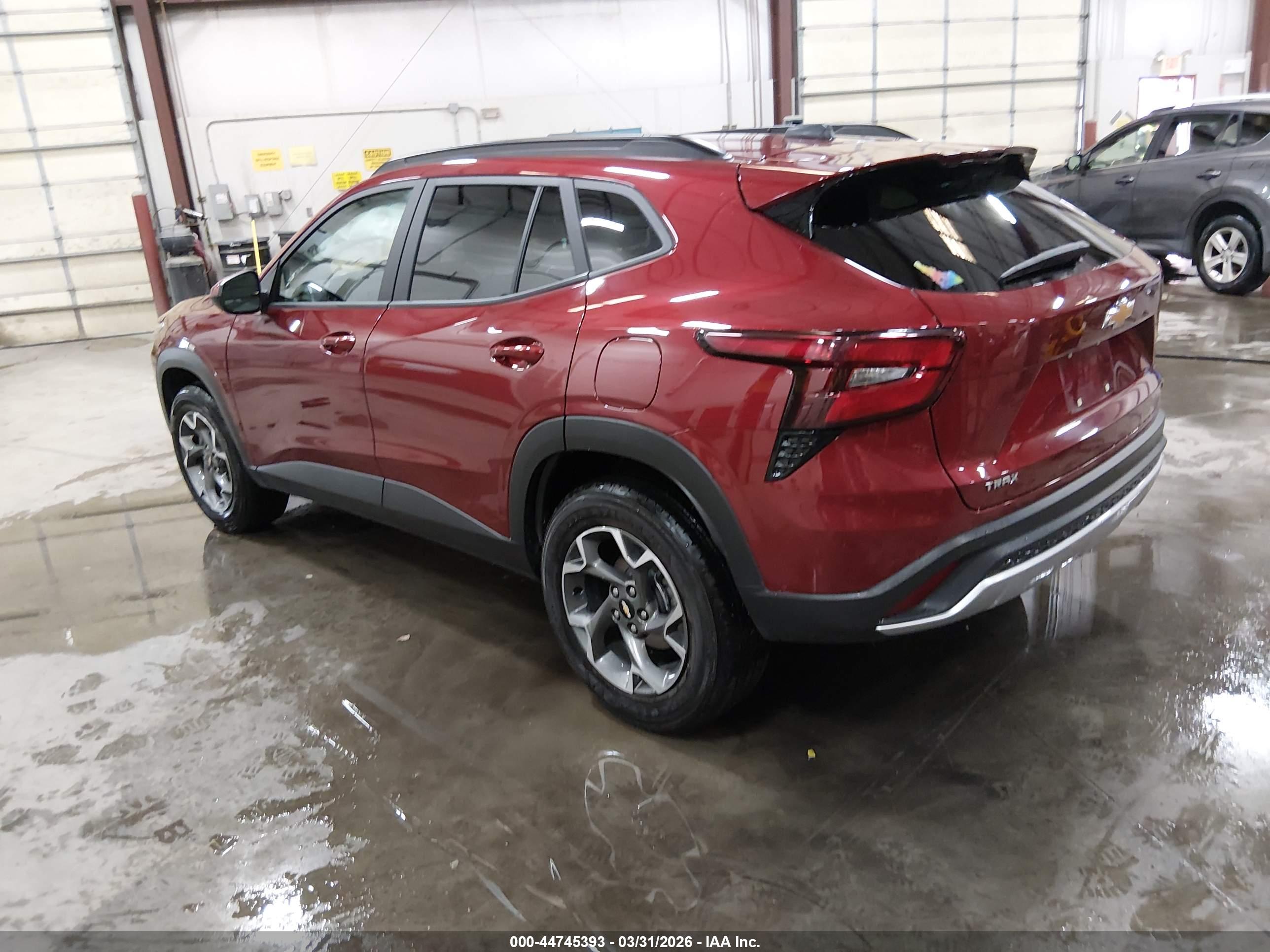 CHEVROLET TRAX image 3