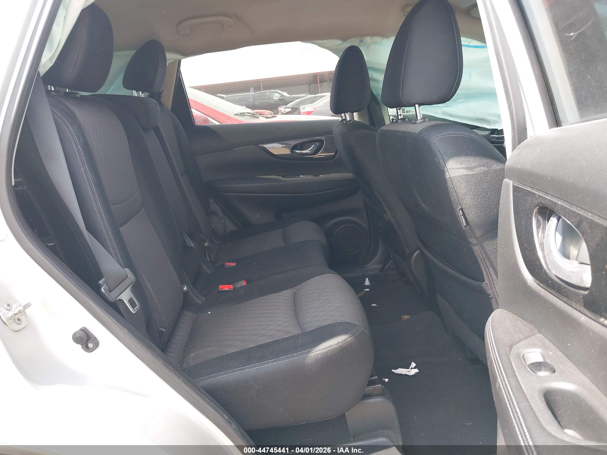 NISSAN ROGUE image 8