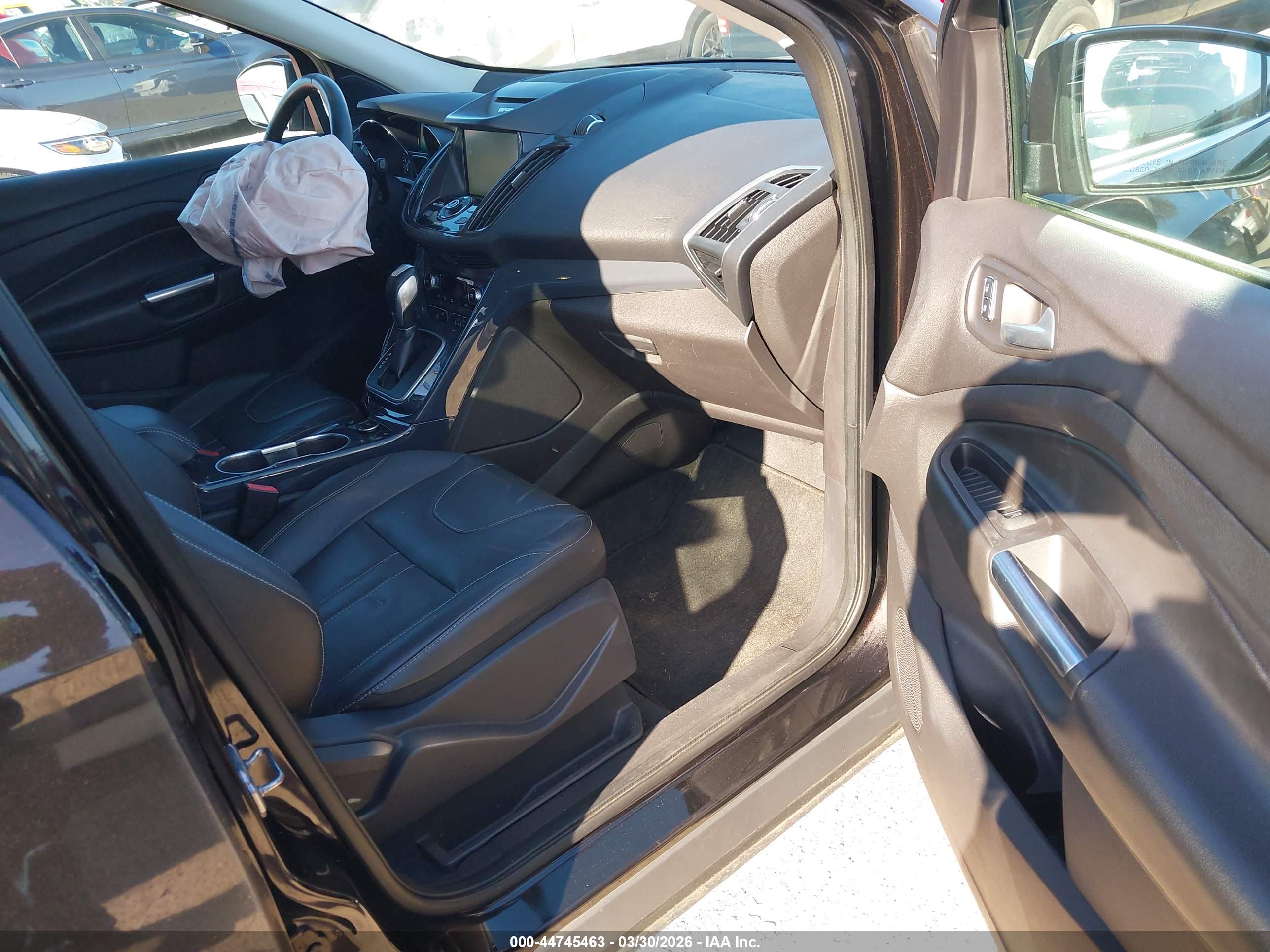 FORD ESCAPE image 5