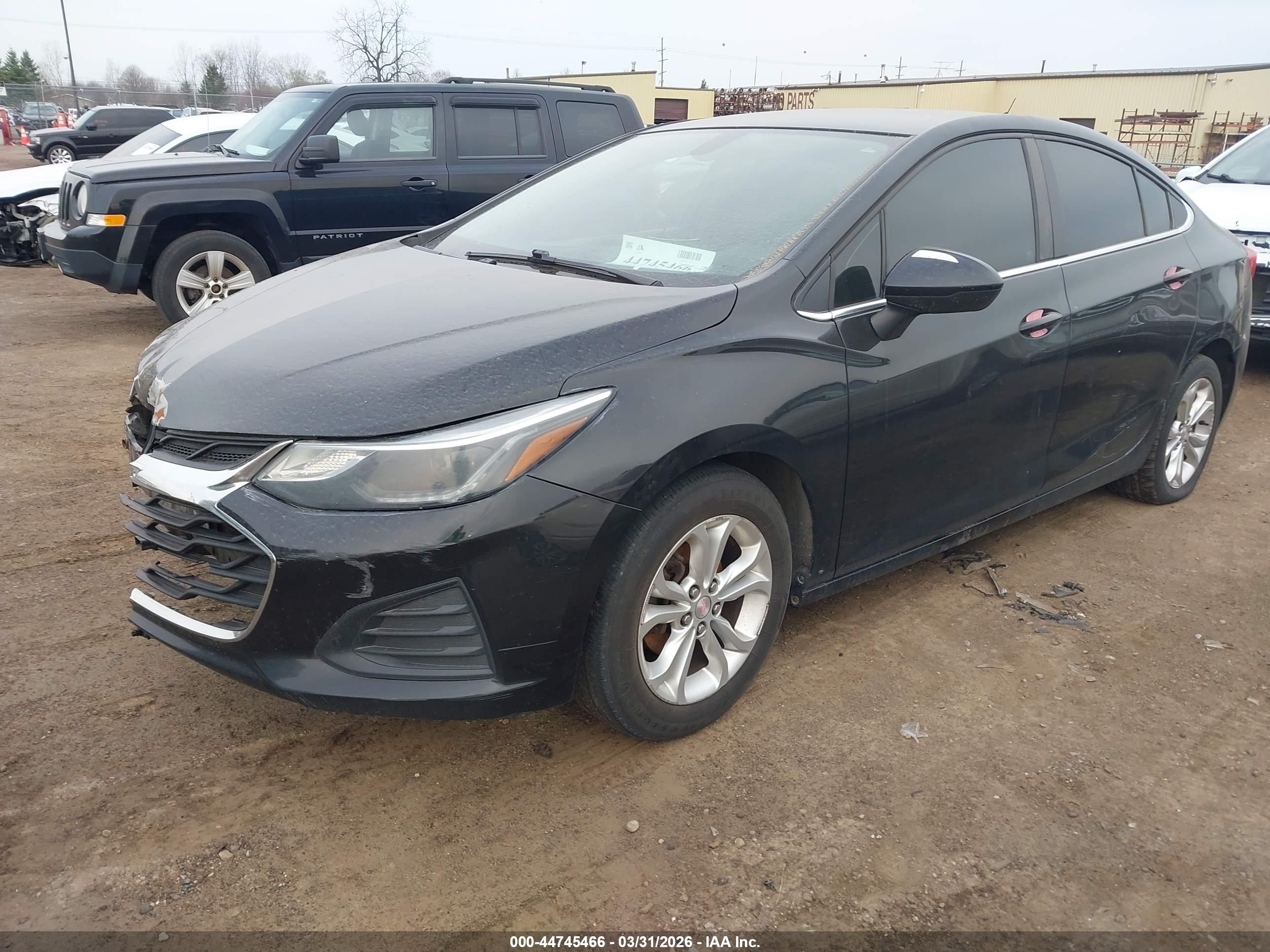 CHEVROLET CRUZE image 2
