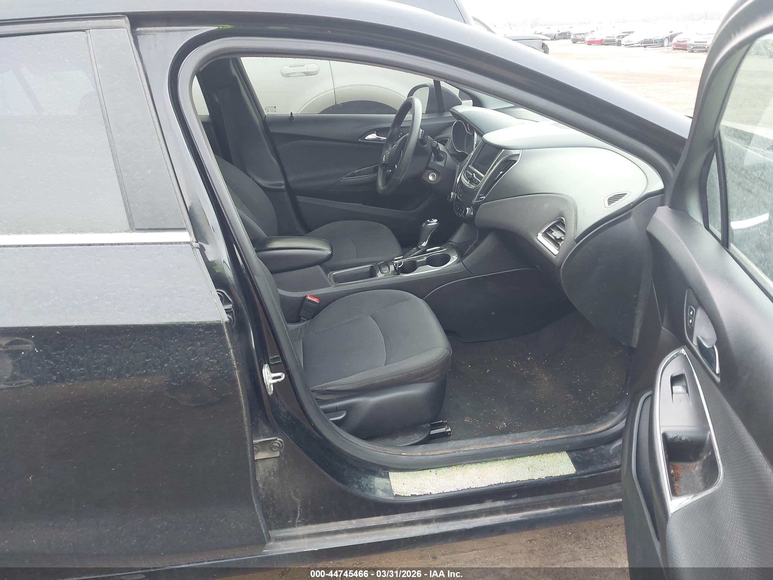 CHEVROLET CRUZE image 5