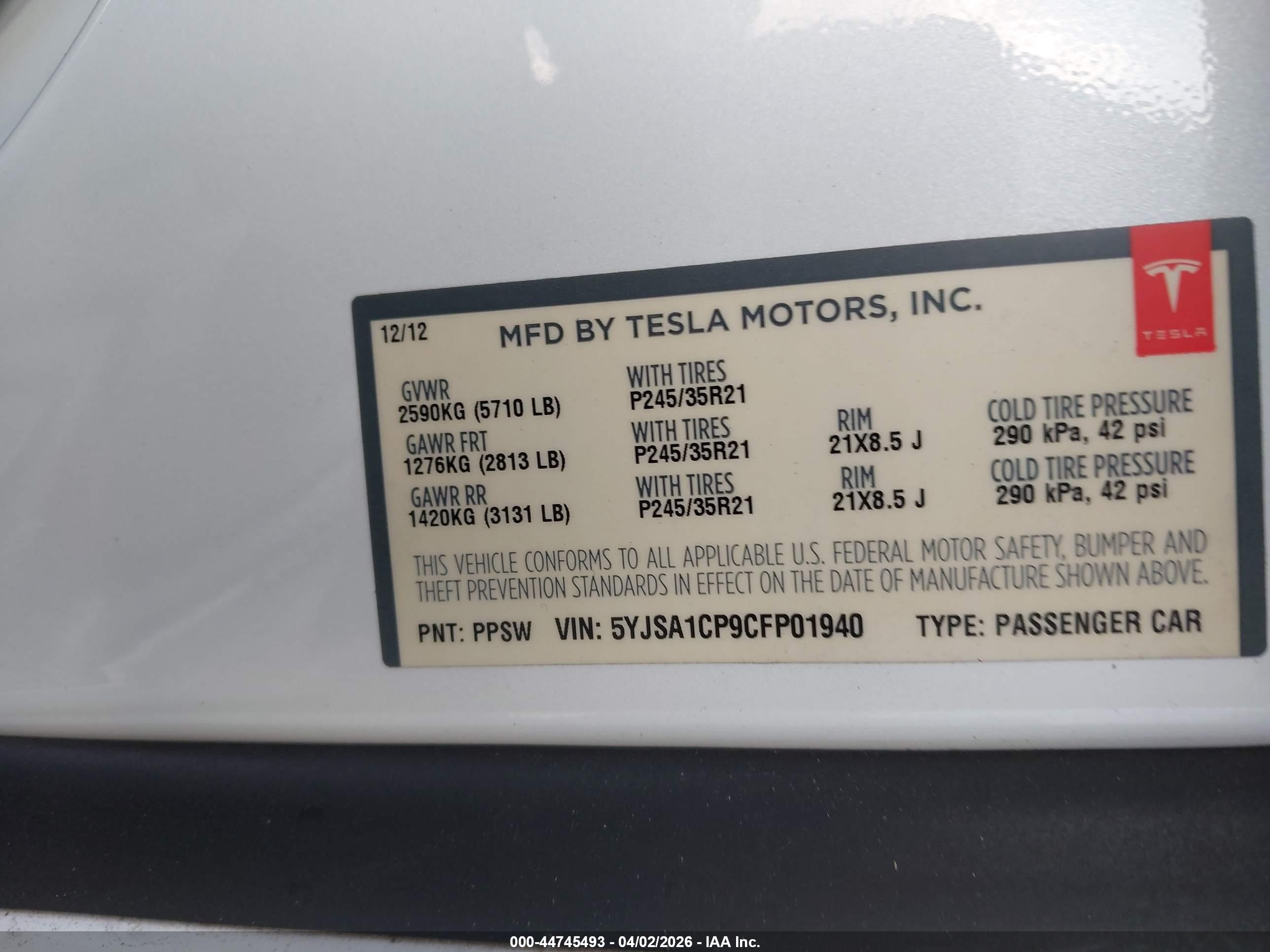 TESLA MODEL image 9