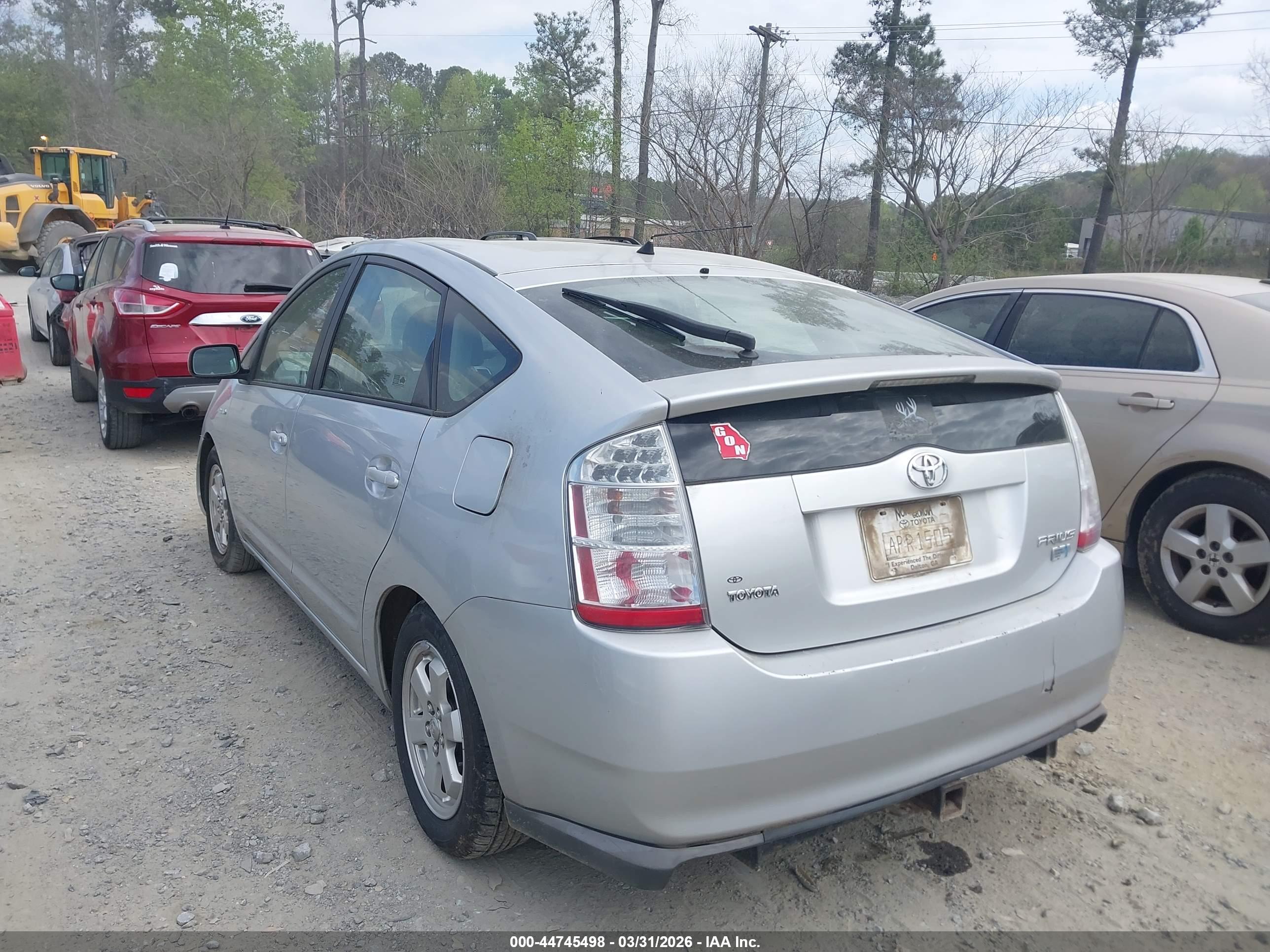 TOYOTA PRIUS image 3