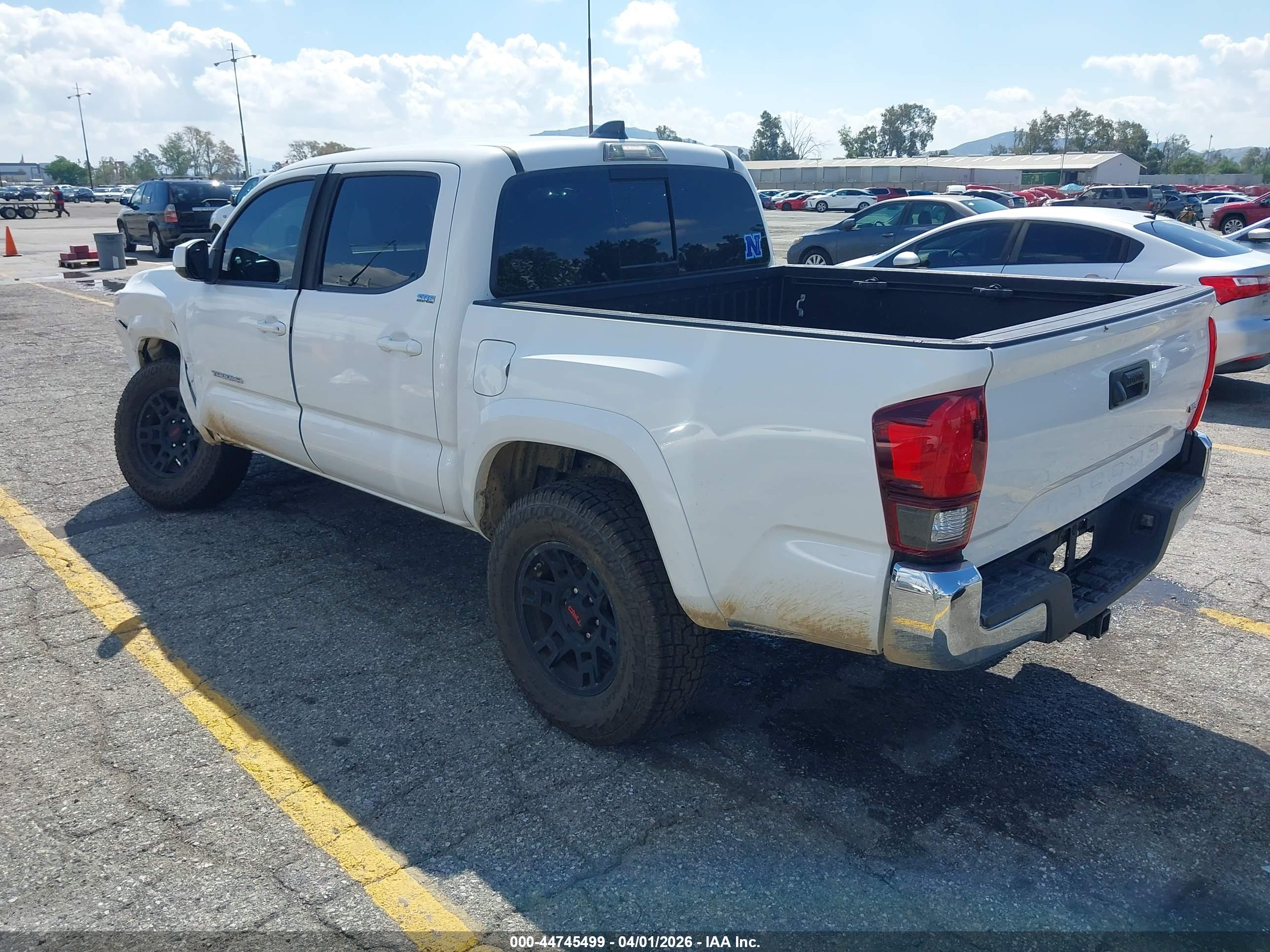 TOYOTA TACOMA image 3