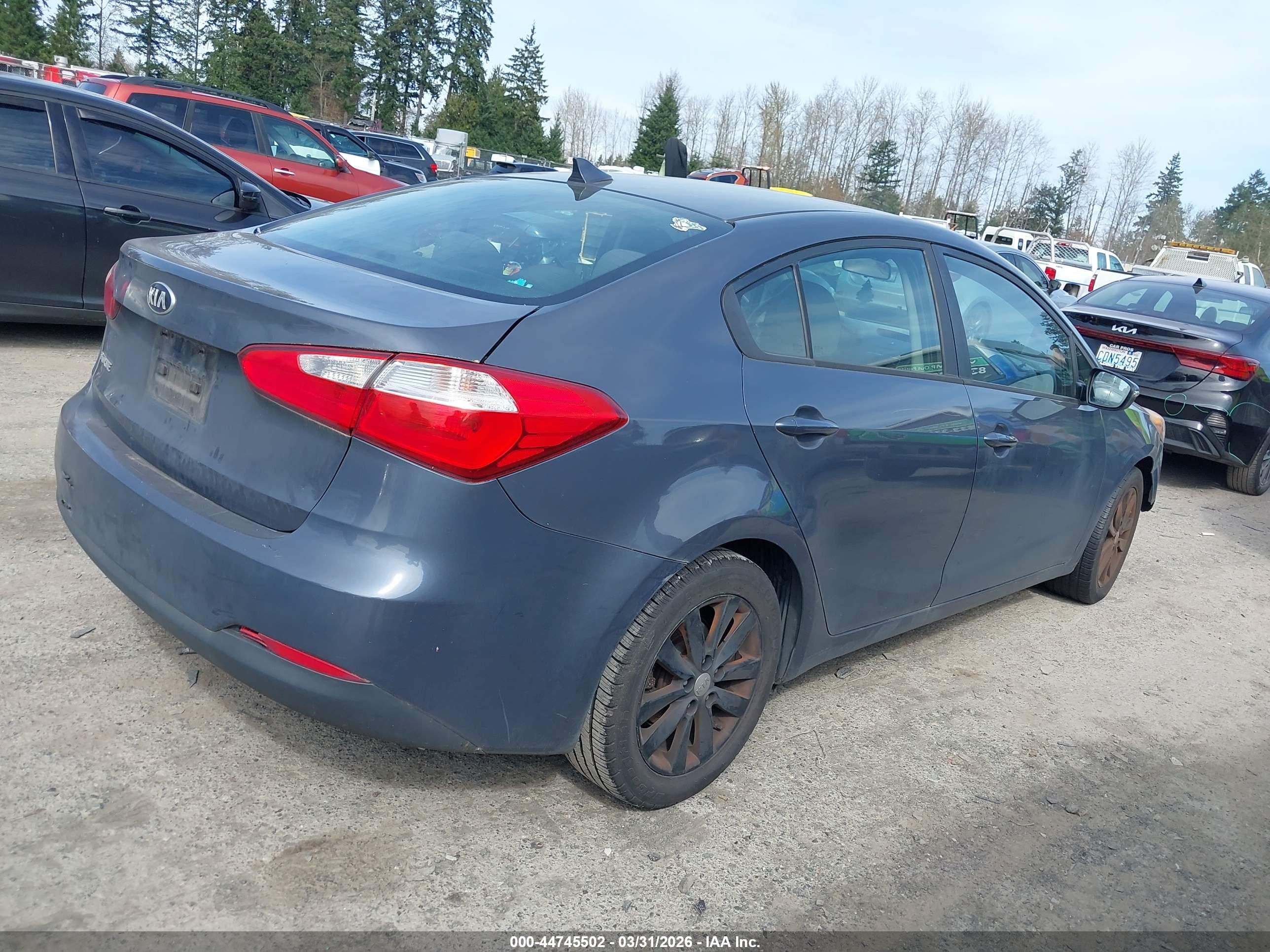 KIA FORTE image 4