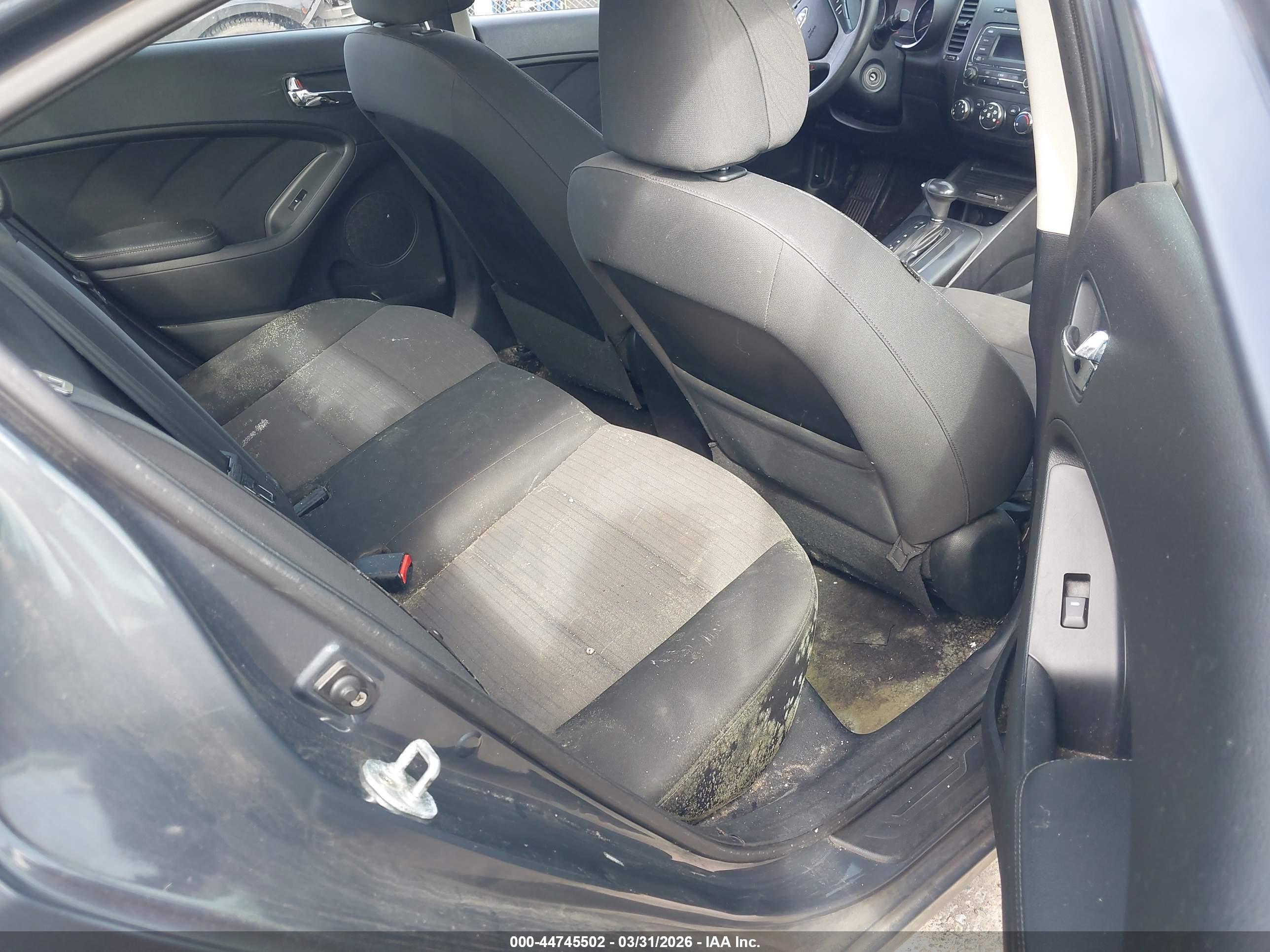 KIA FORTE image 8
