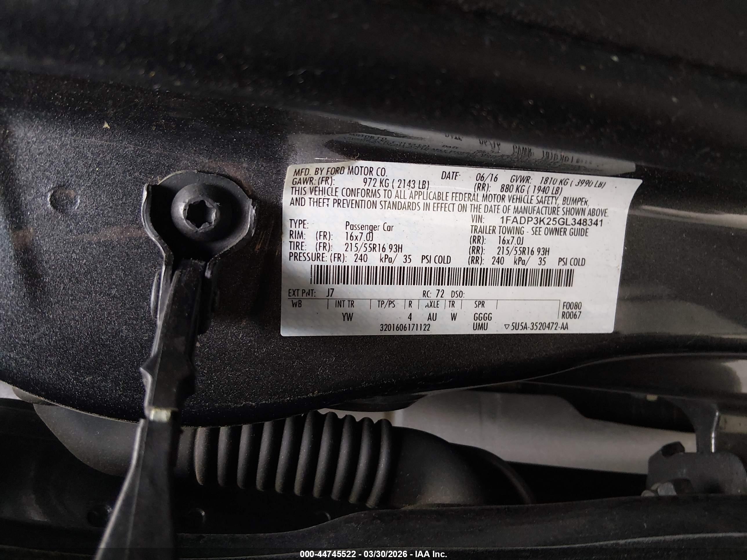 FORD FOCUS image 9