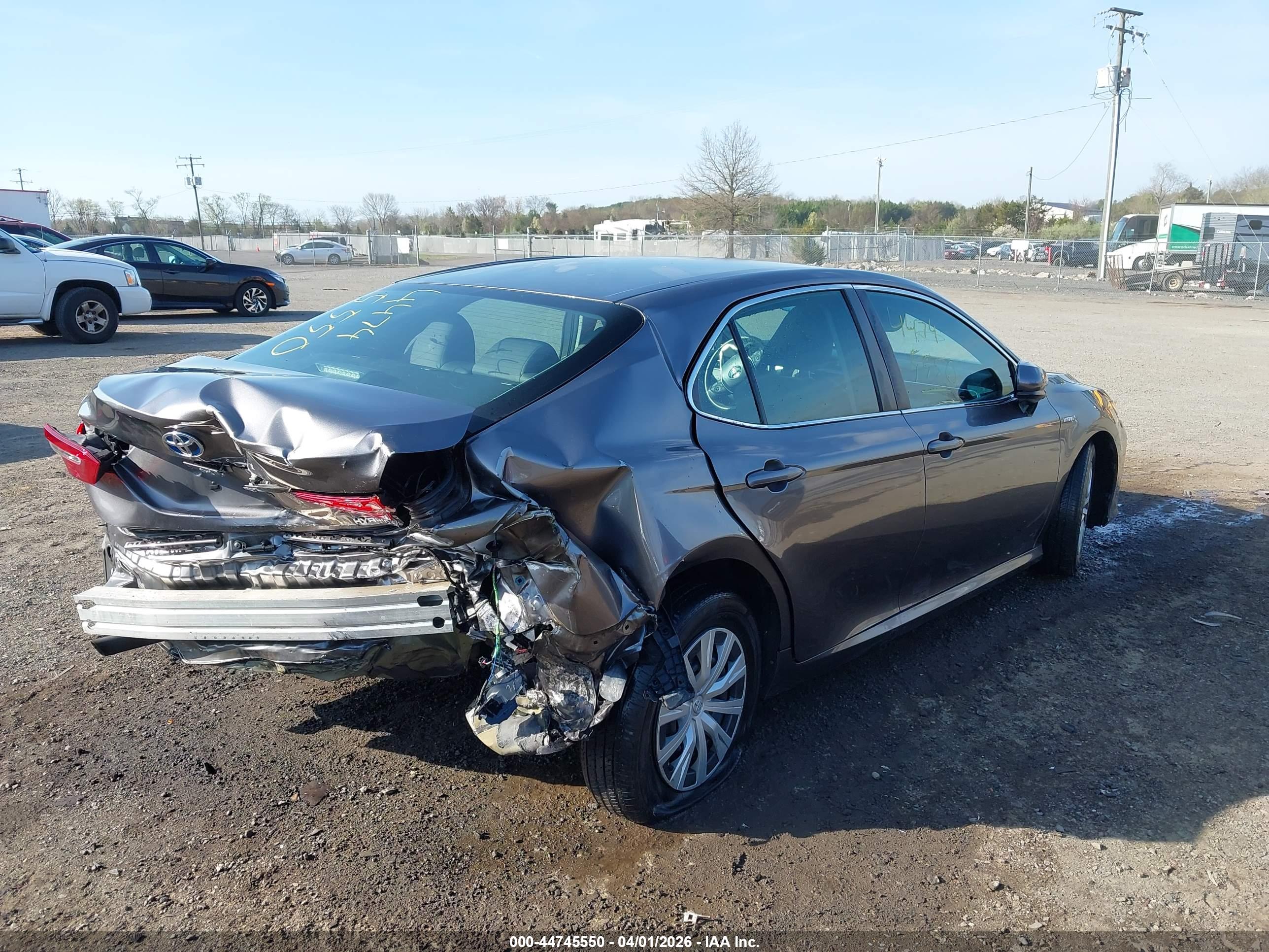 TOYOTA CAMRY image 4