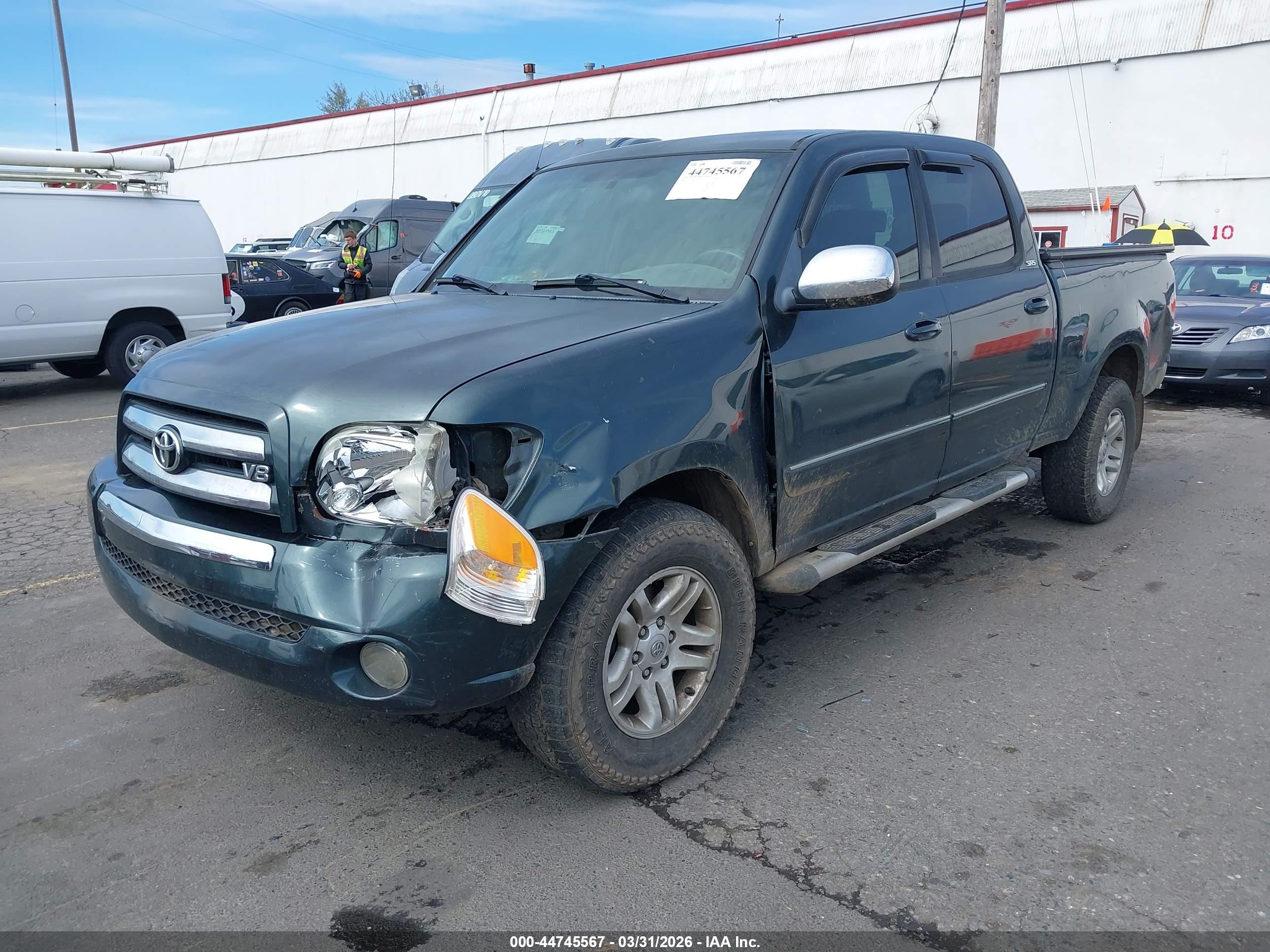 TOYOTA TUNDRA image 2