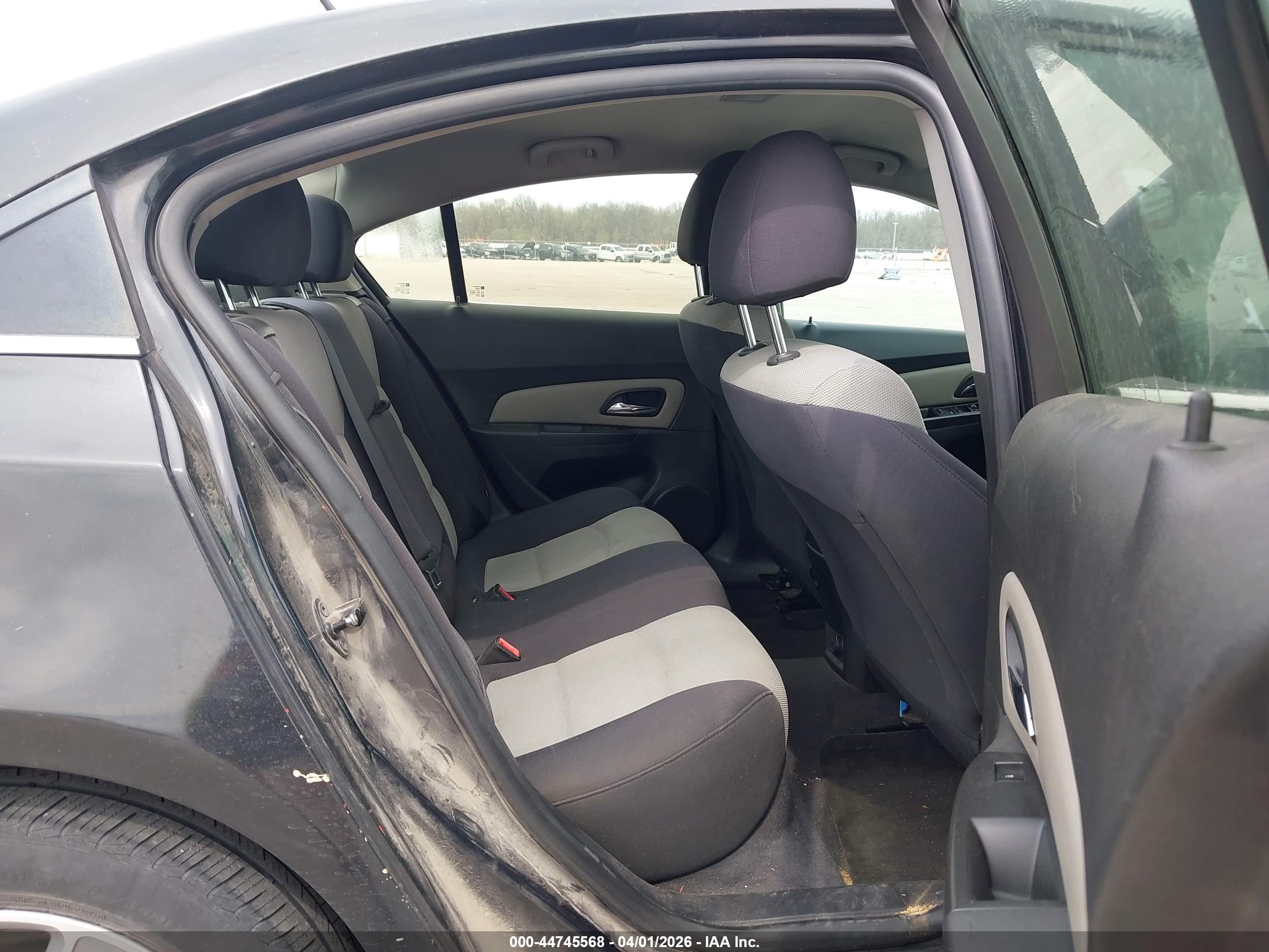 CHEVROLET CRUZE image 8