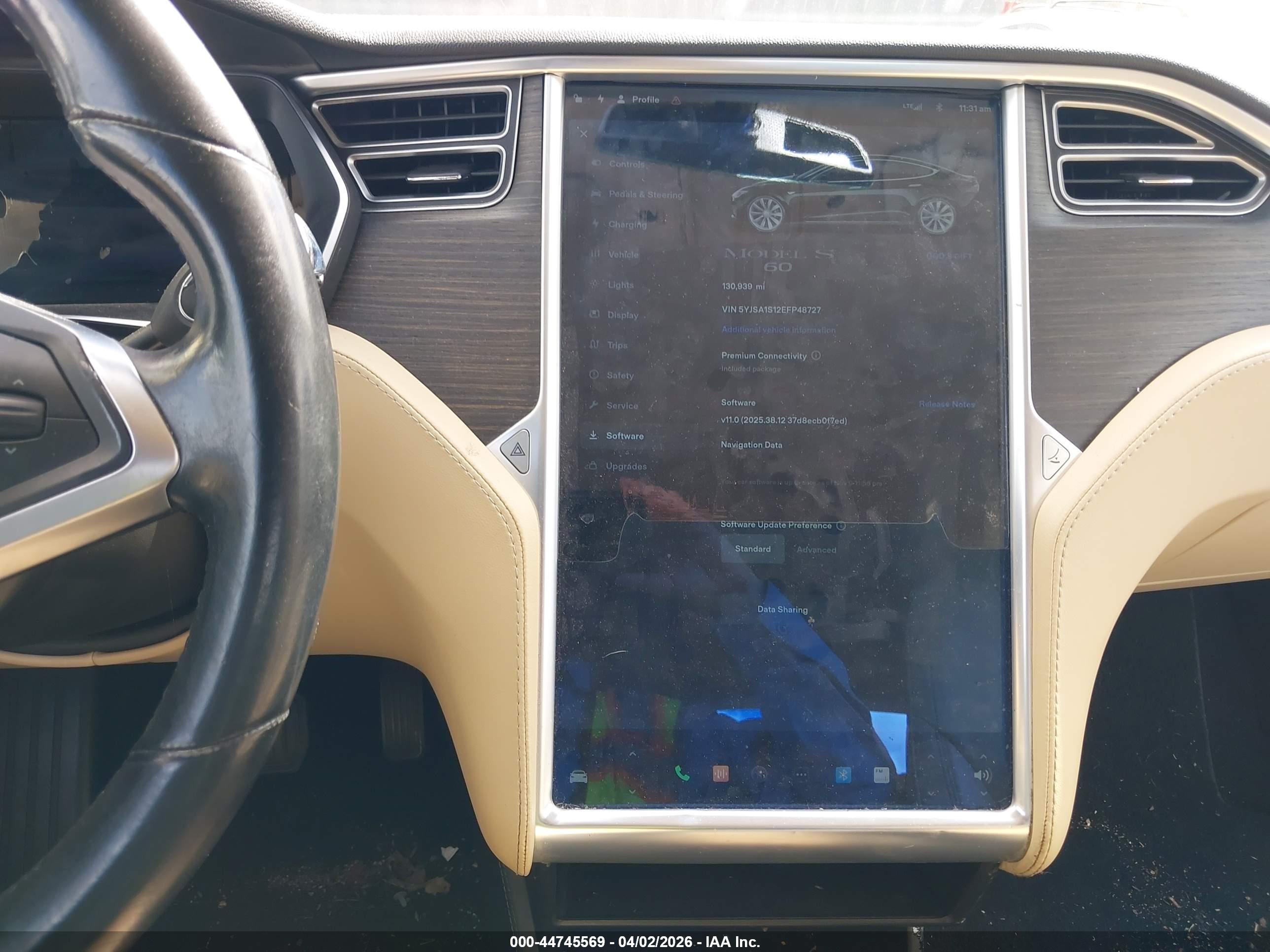 TESLA MODEL image 7