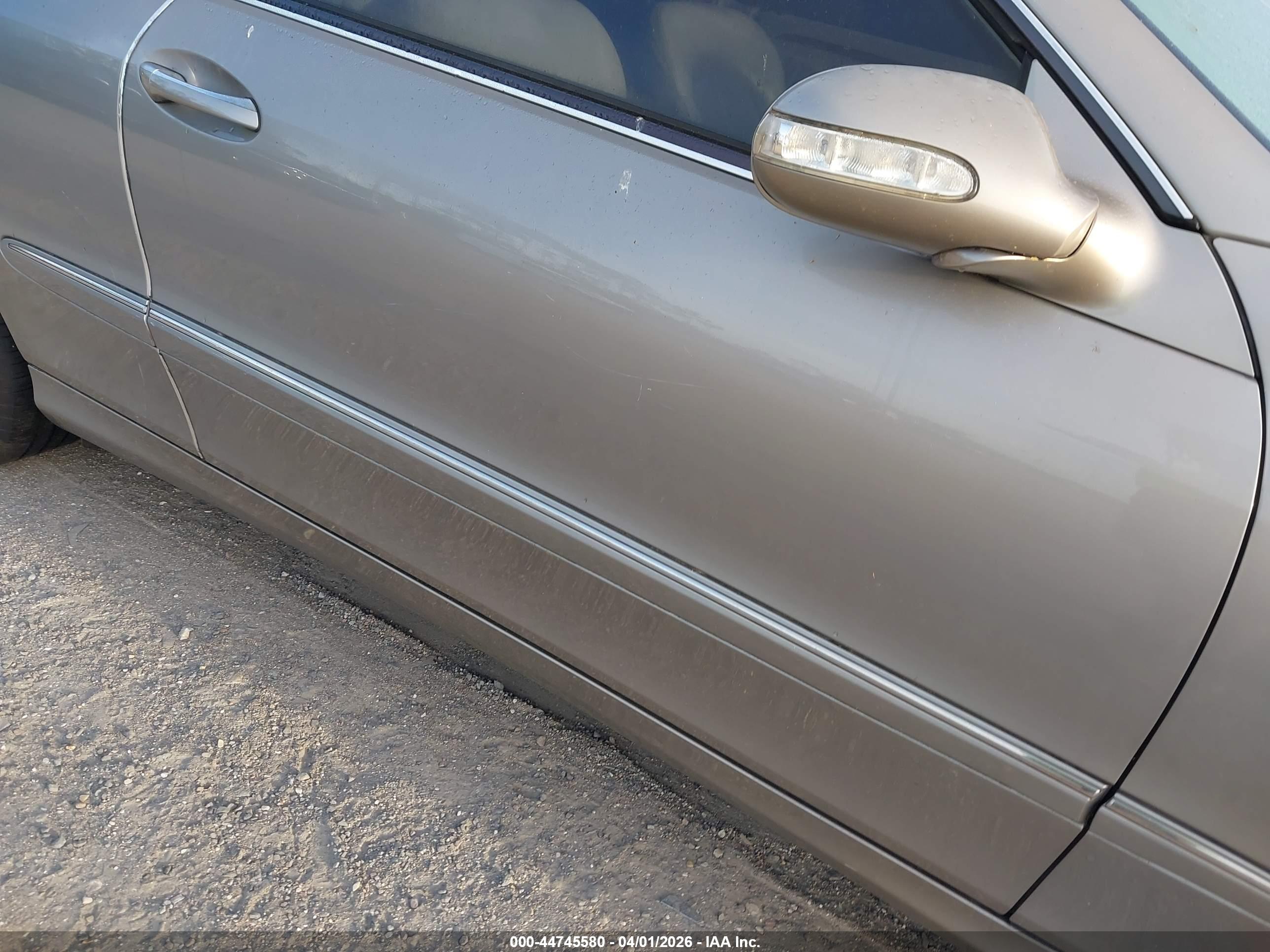 MERCEDES-BENZ CLK image 6