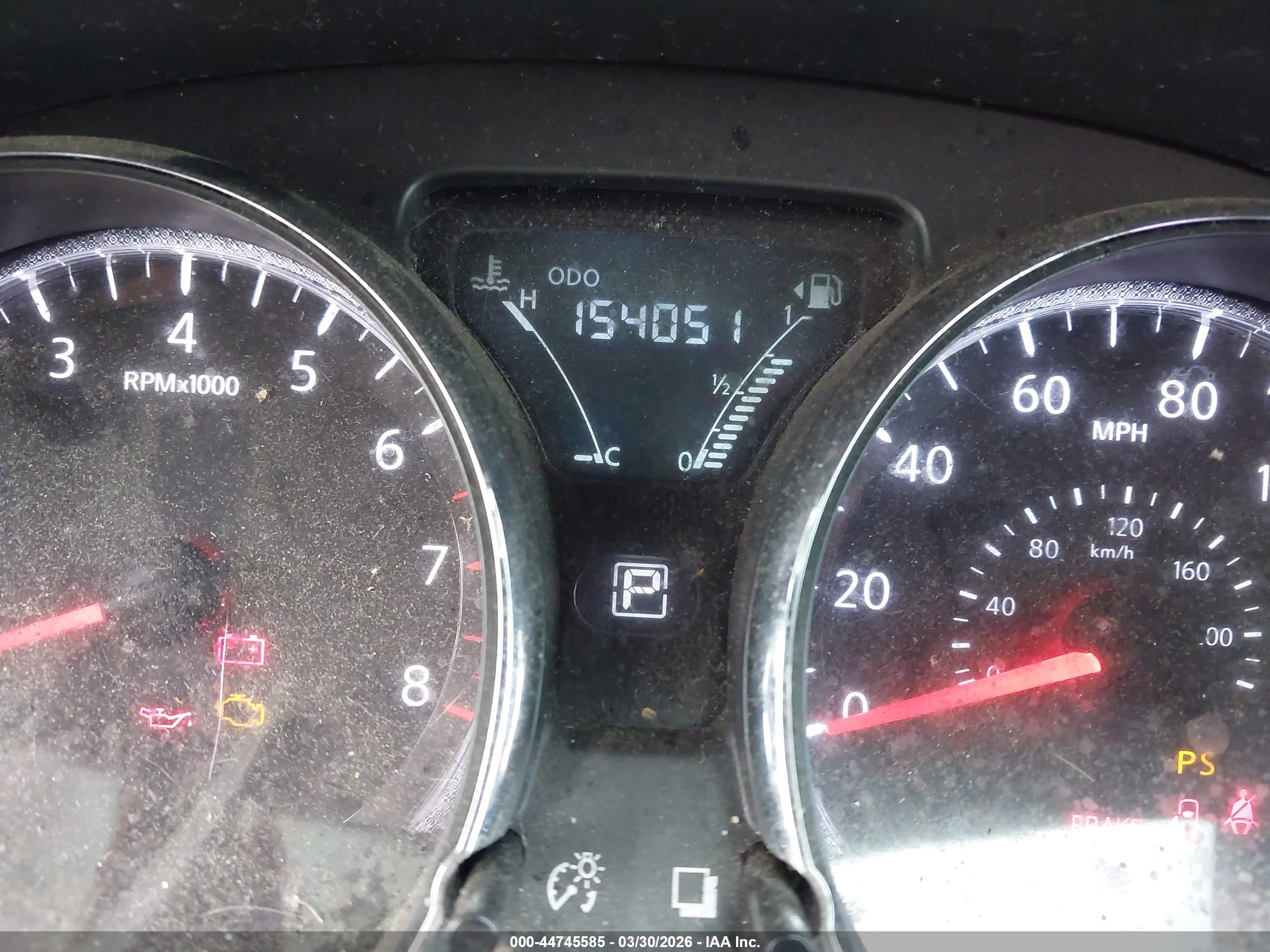 NISSAN VERSA image 7