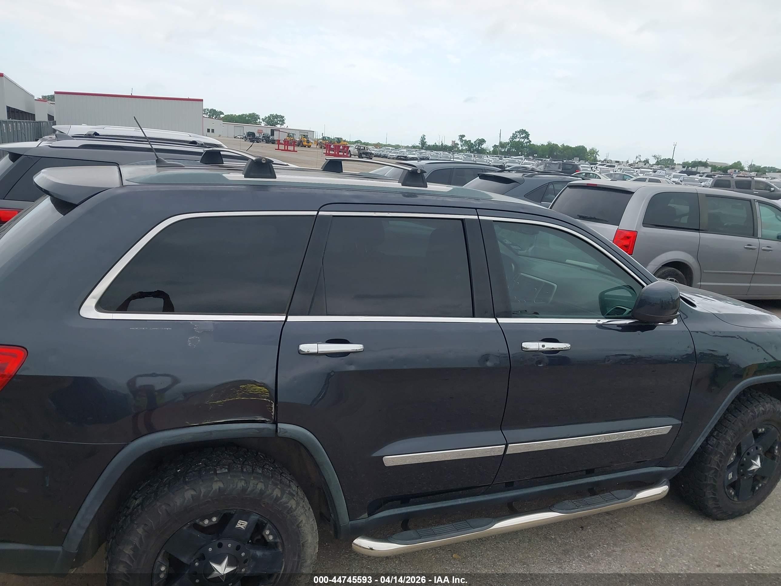 JEEP GRAND image 6