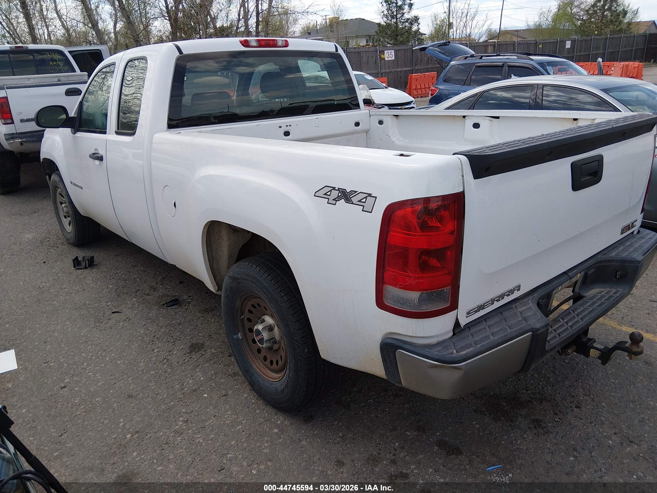 GMC SIERRA image 3