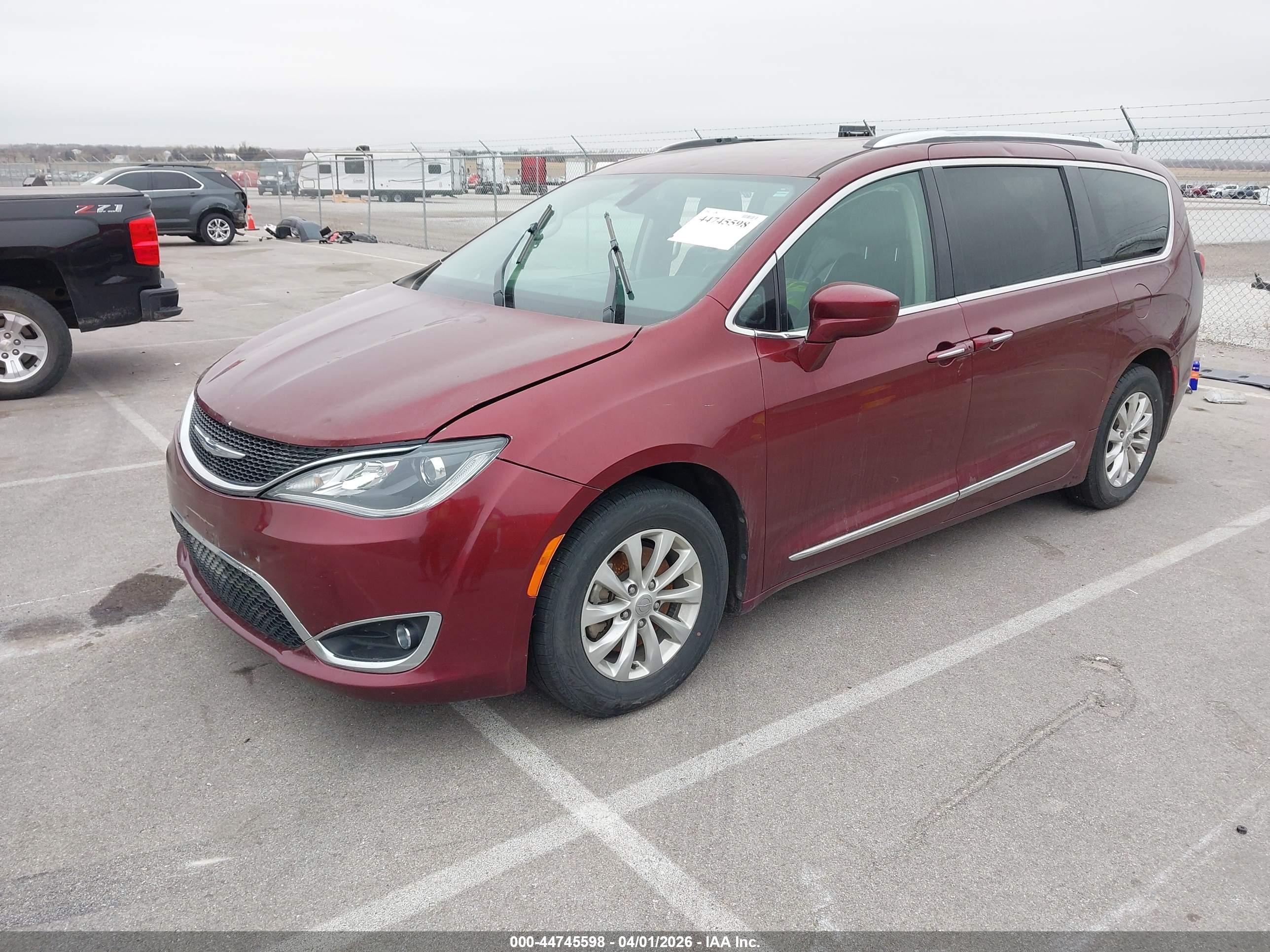 CHRYSLER PACIFICA image 2