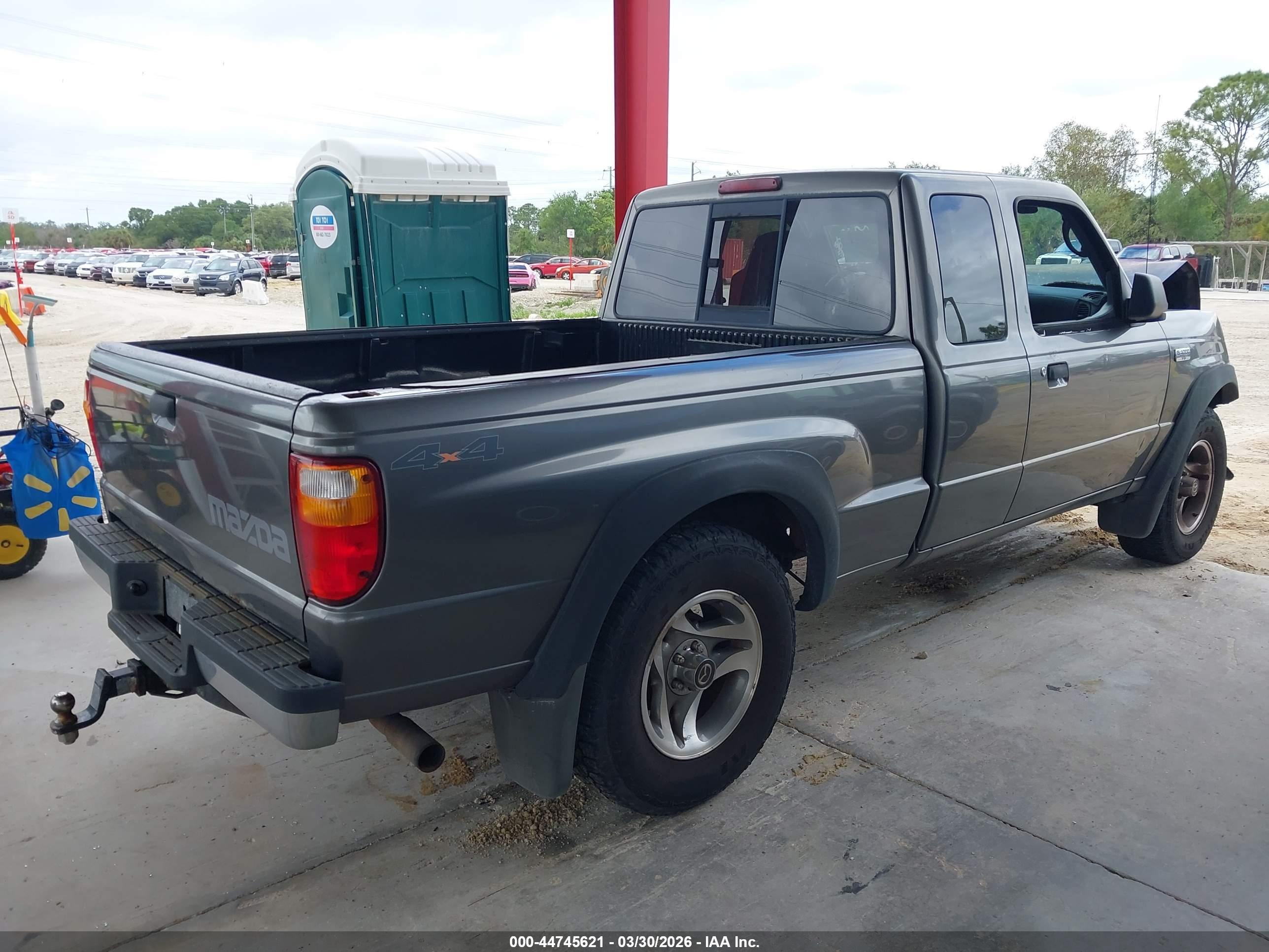 MAZDA B4000 image 4