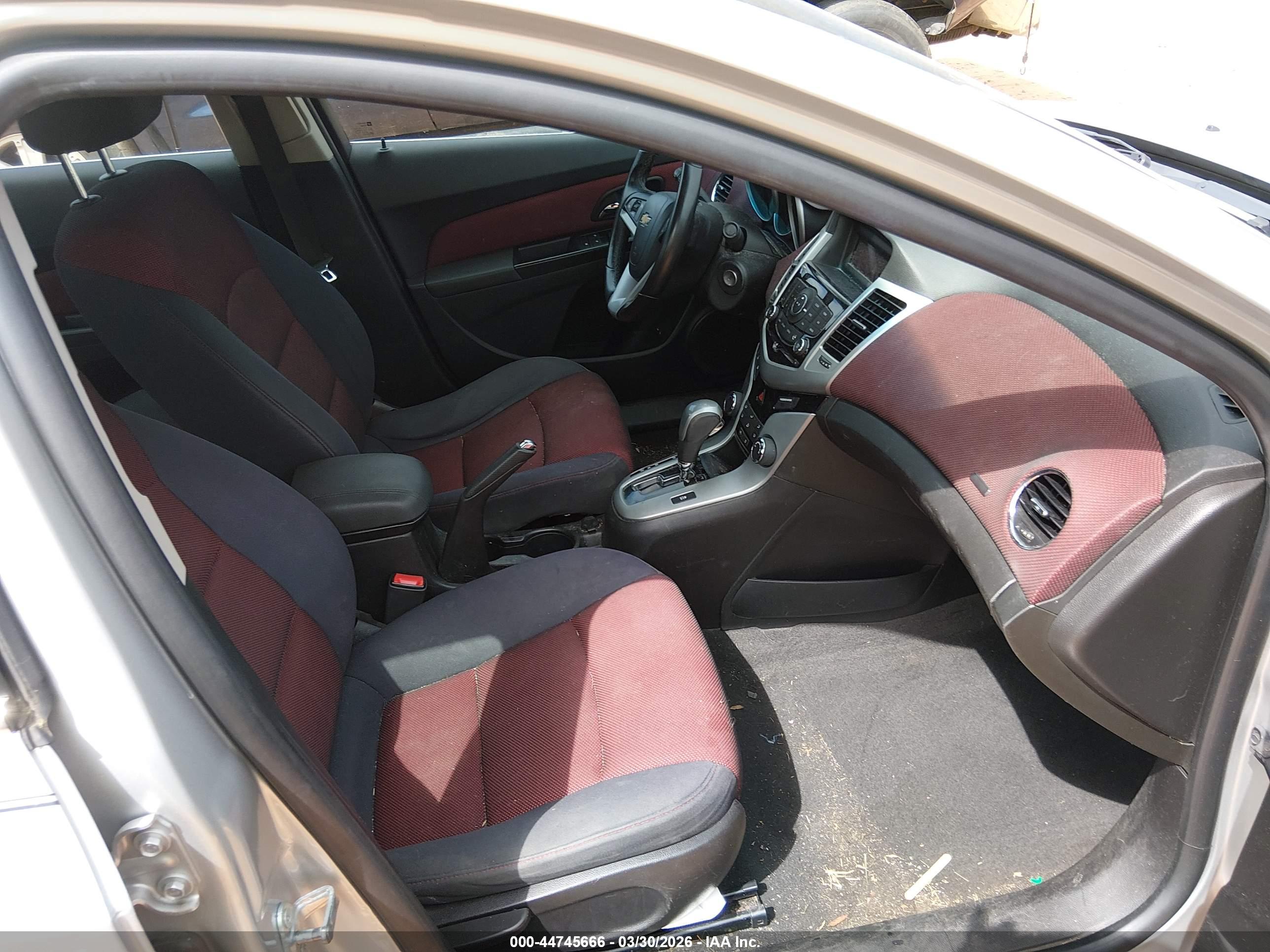 CHEVROLET CRUZE image 5