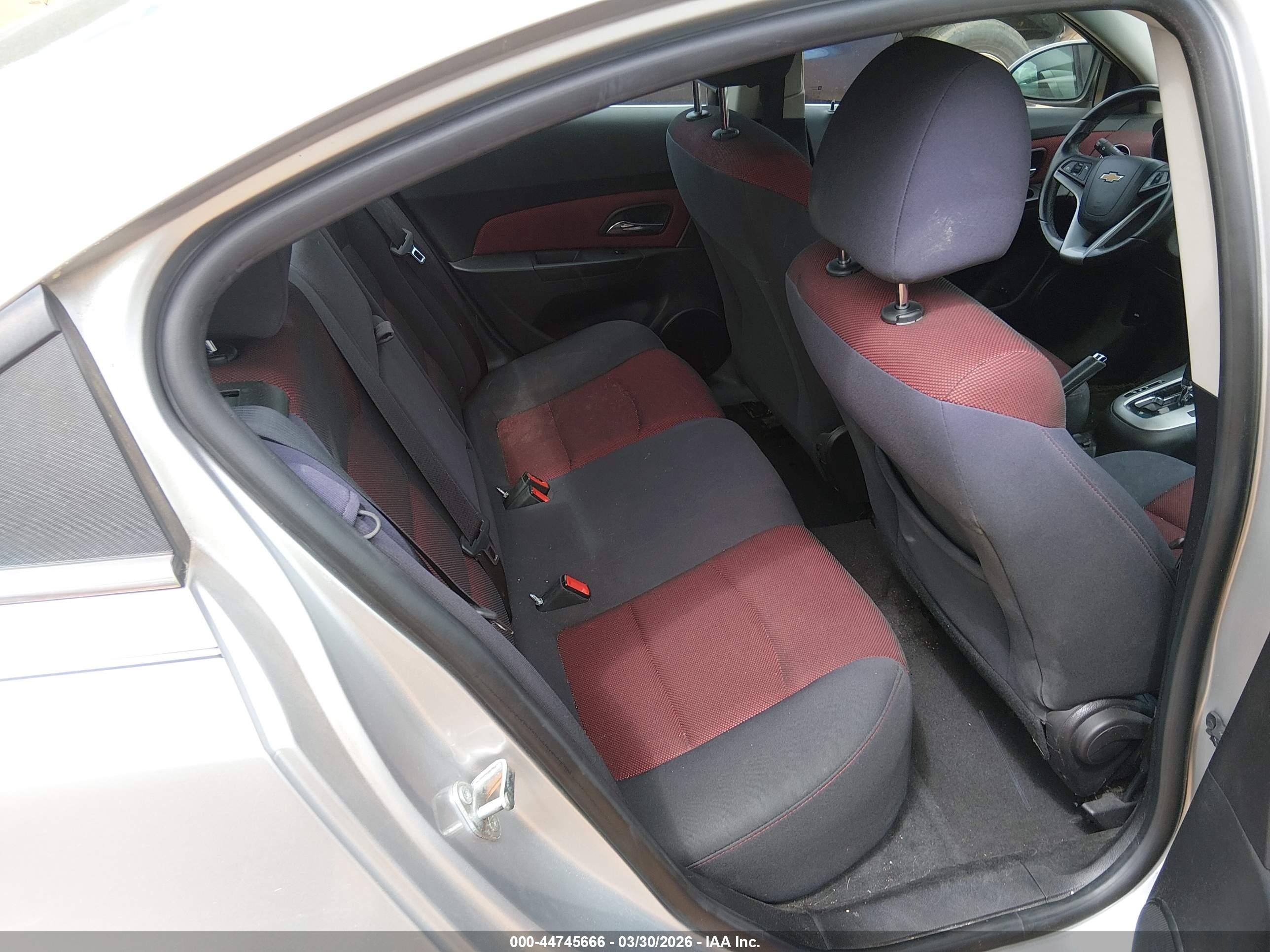 CHEVROLET CRUZE image 8